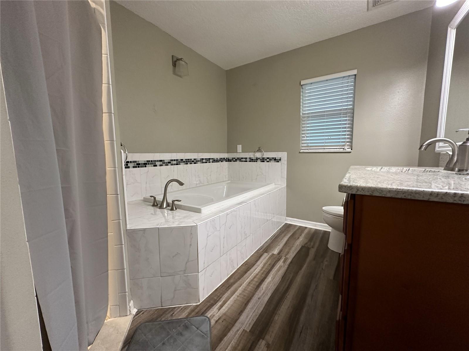 106 W CAYUGA ST, TAMPA, FL, 33603