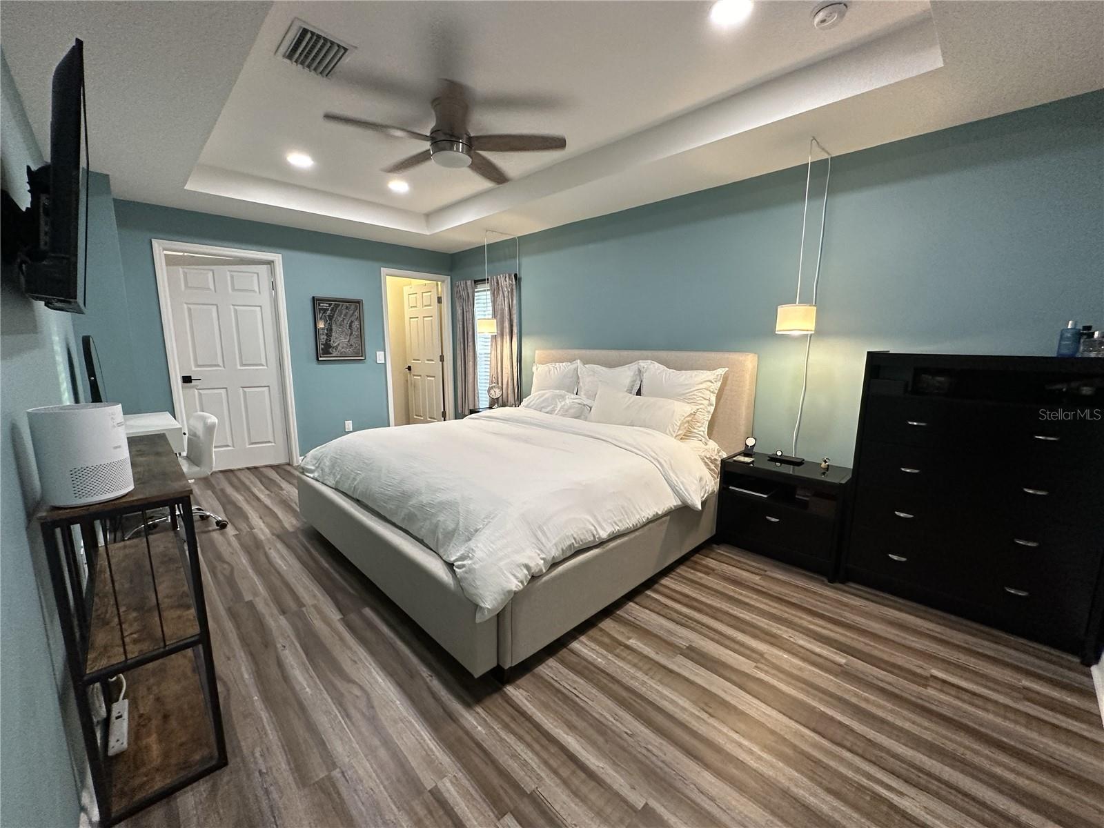 106 W CAYUGA ST, TAMPA, FL, 33603