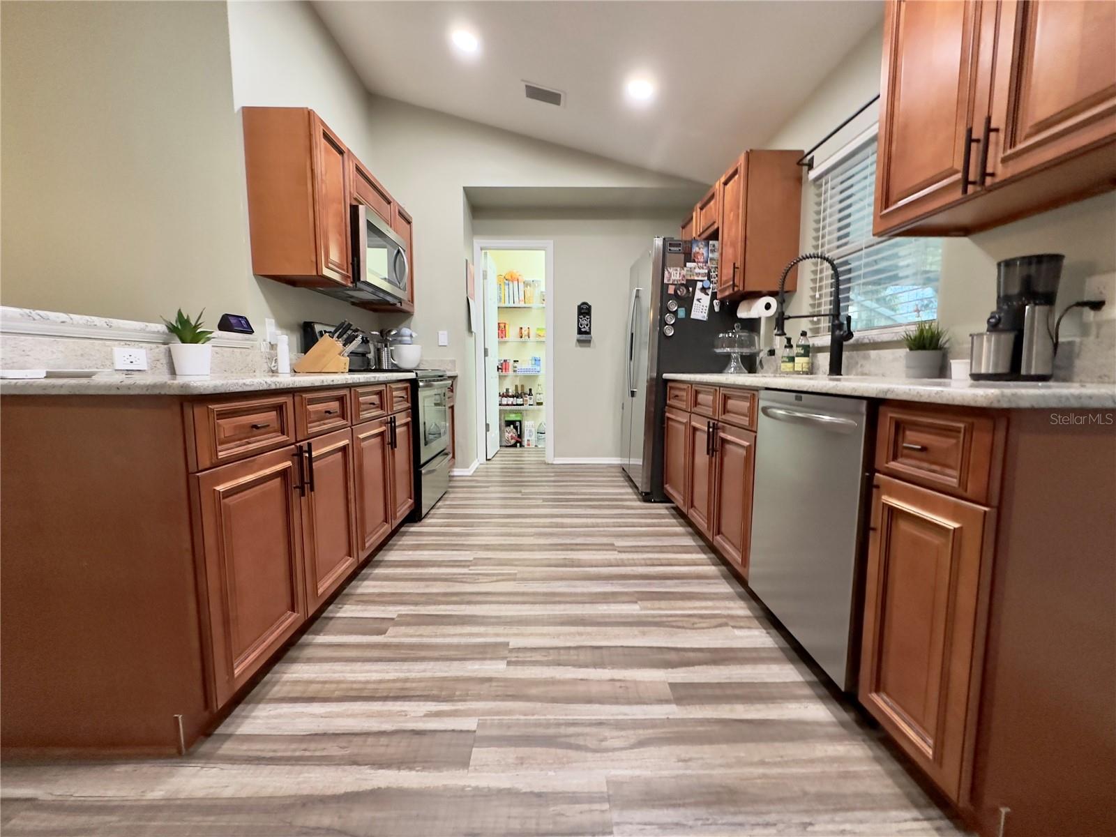 106 W CAYUGA ST, TAMPA, FL, 33603