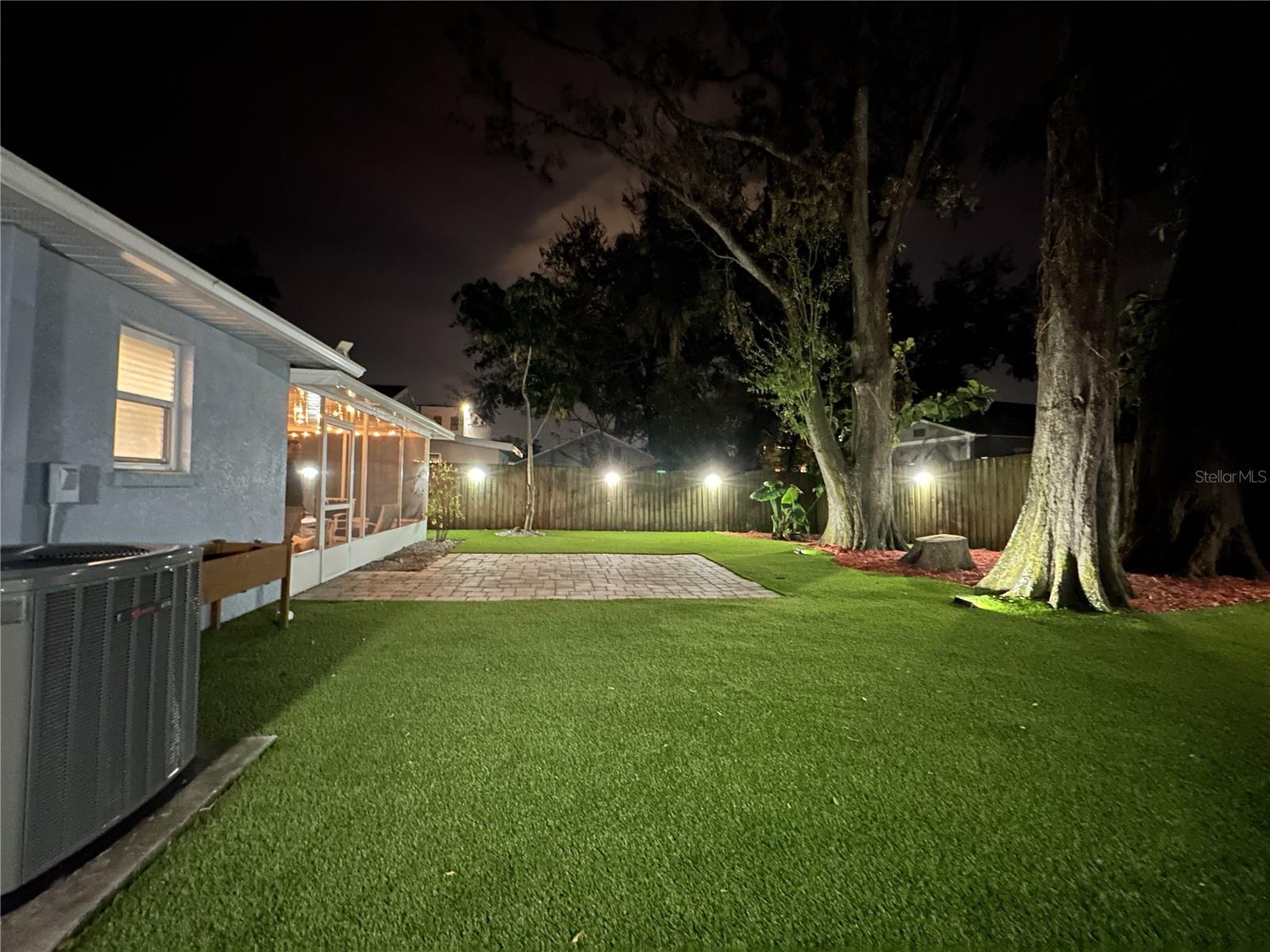 106 W CAYUGA ST, TAMPA, FL, 33603