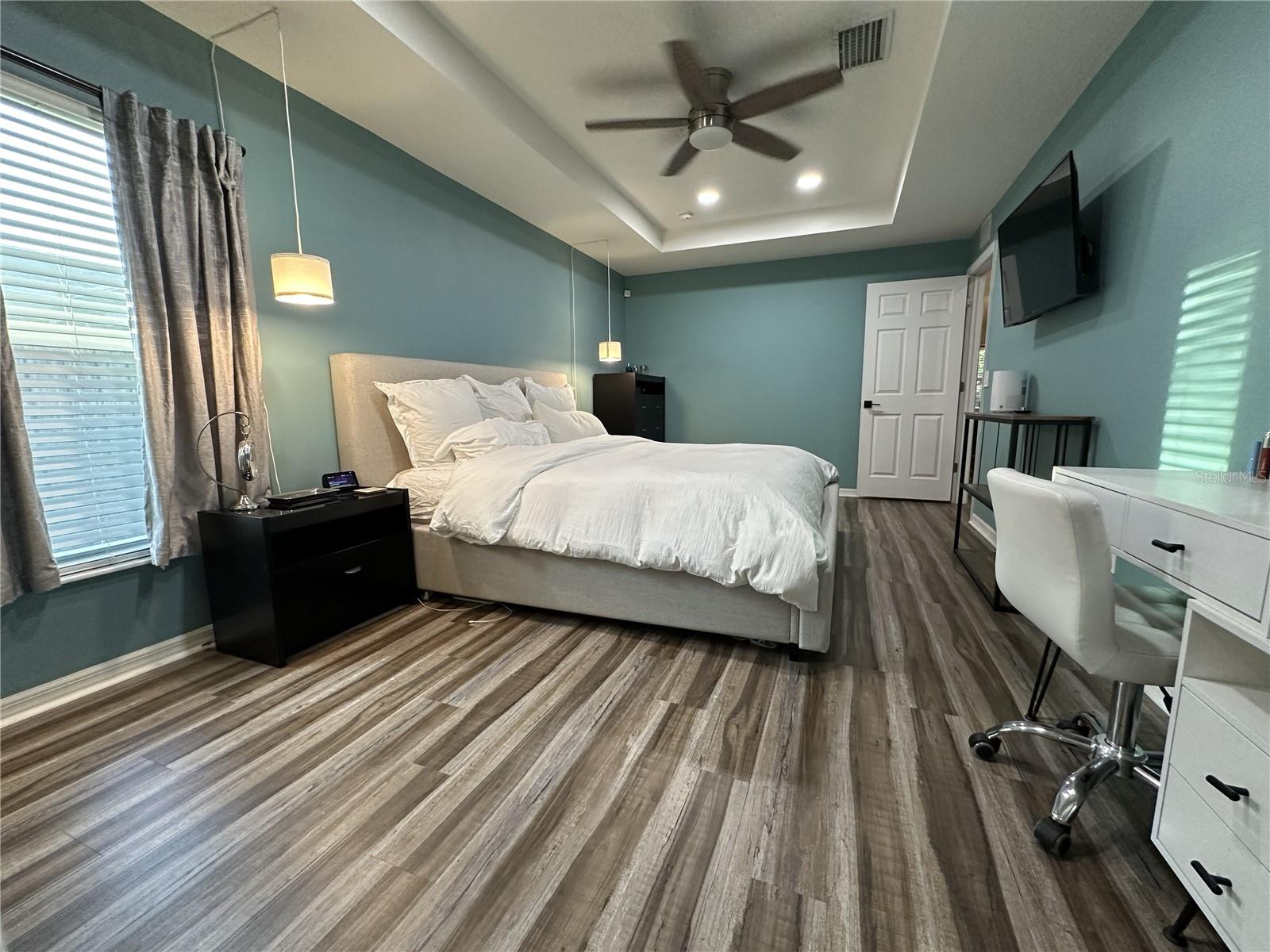 106 W CAYUGA ST, TAMPA, FL, 33603