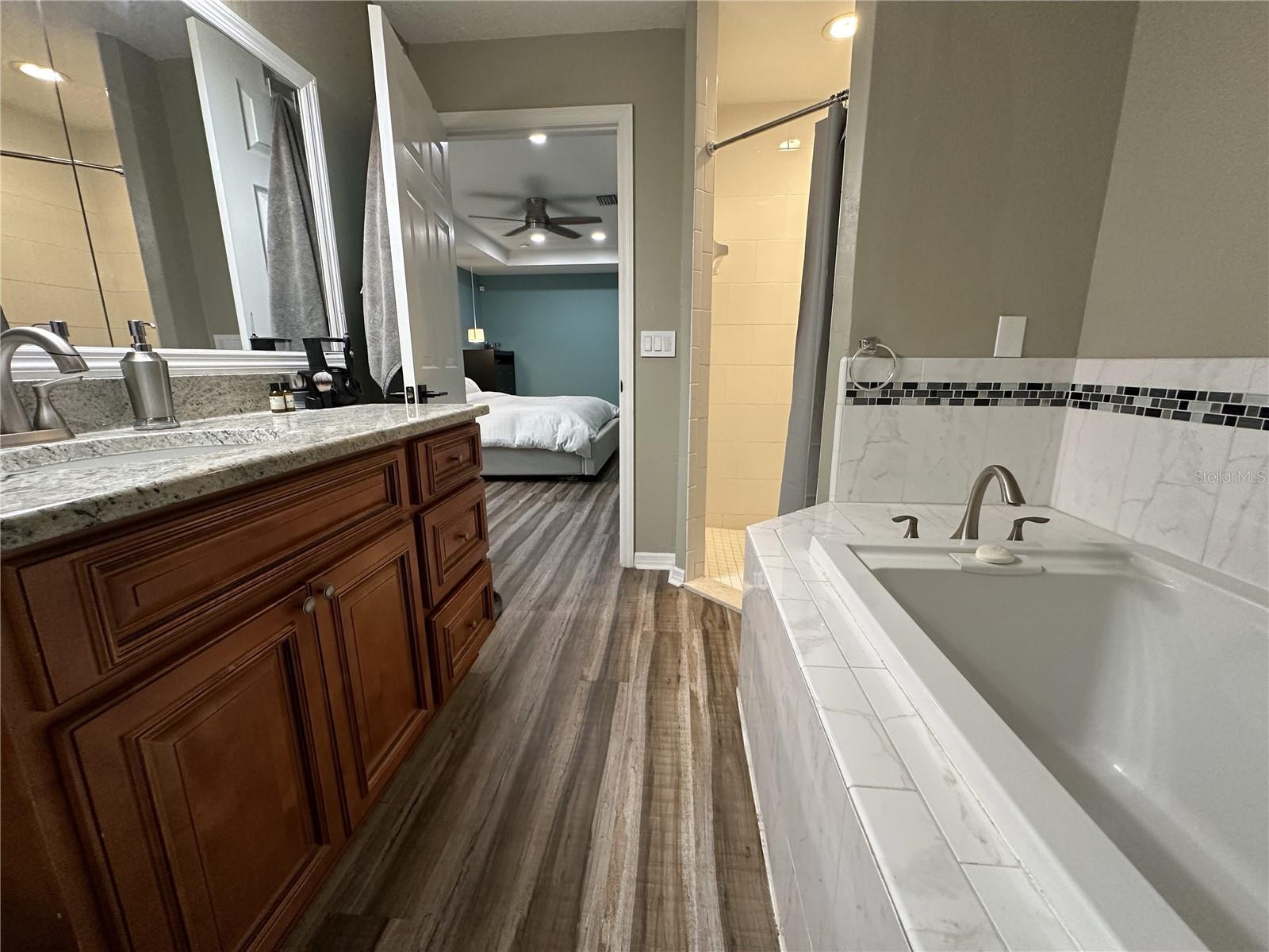 106 W CAYUGA ST, TAMPA, FL, 33603