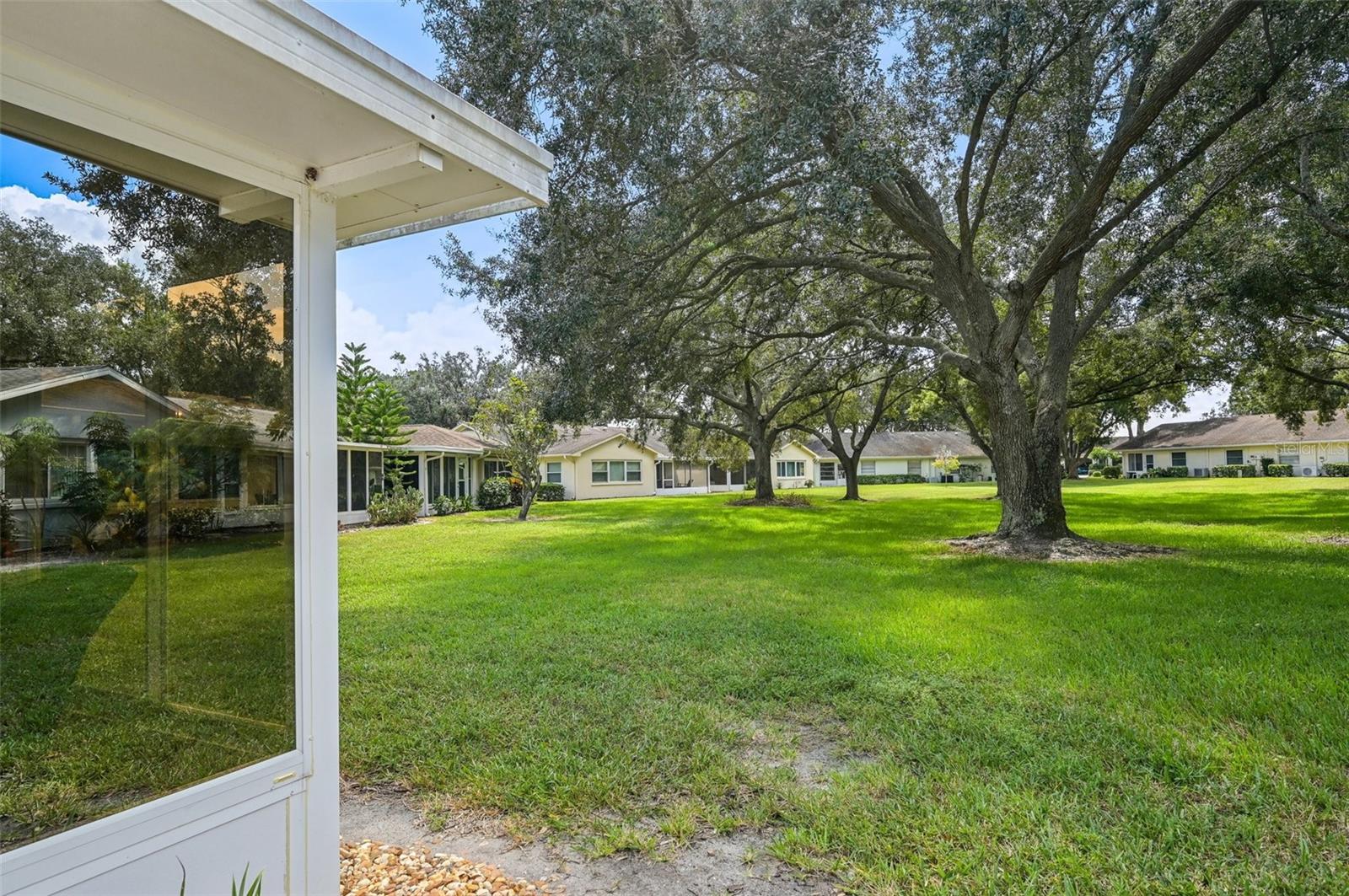 2102 HAILSTONE CIR, SUN CITY CENTER, FL, 33573