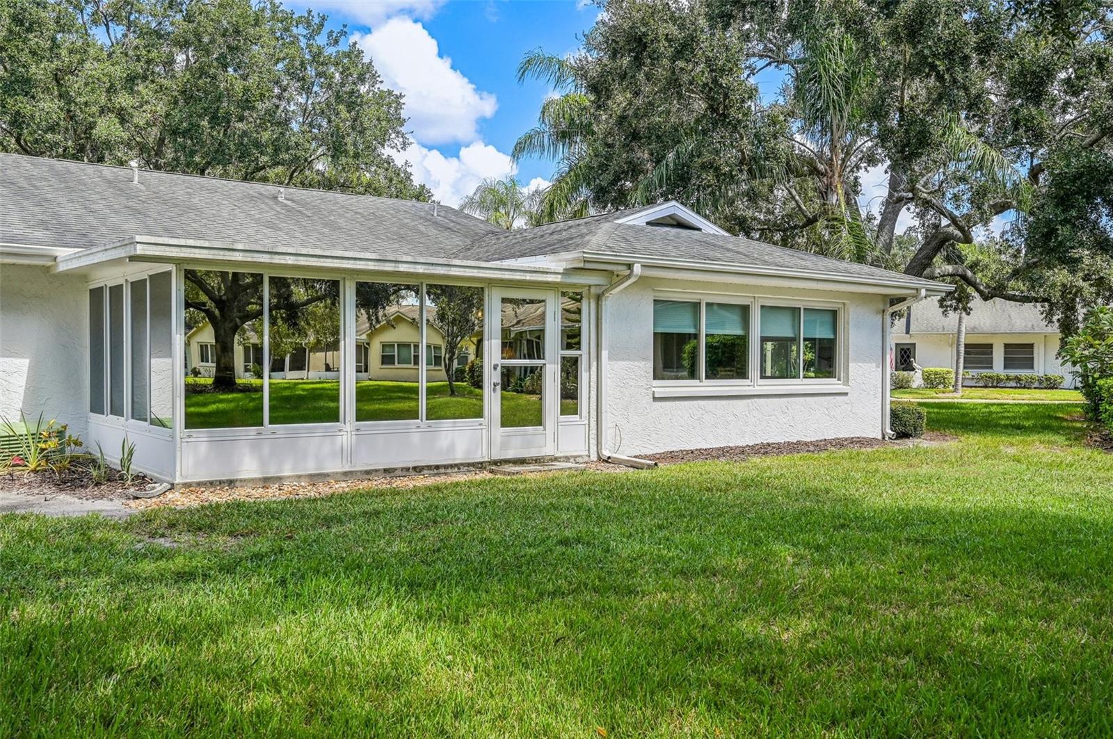 2102 HAILSTONE CIR, SUN CITY CENTER, FL, 33573