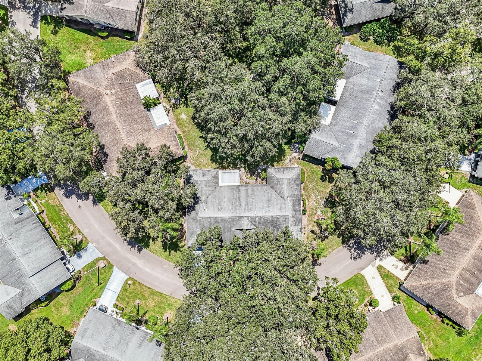 2102 HAILSTONE CIR, SUN CITY CENTER, FL, 33573