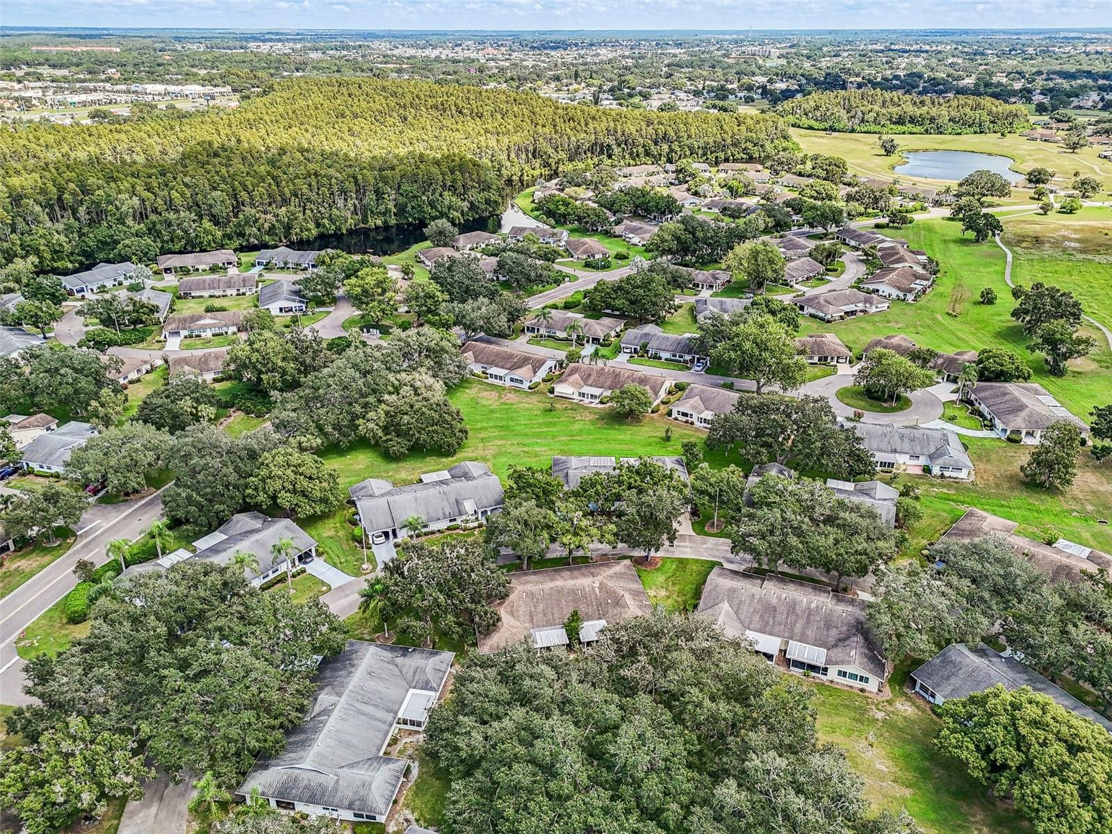 2102 HAILSTONE CIR, SUN CITY CENTER, FL, 33573