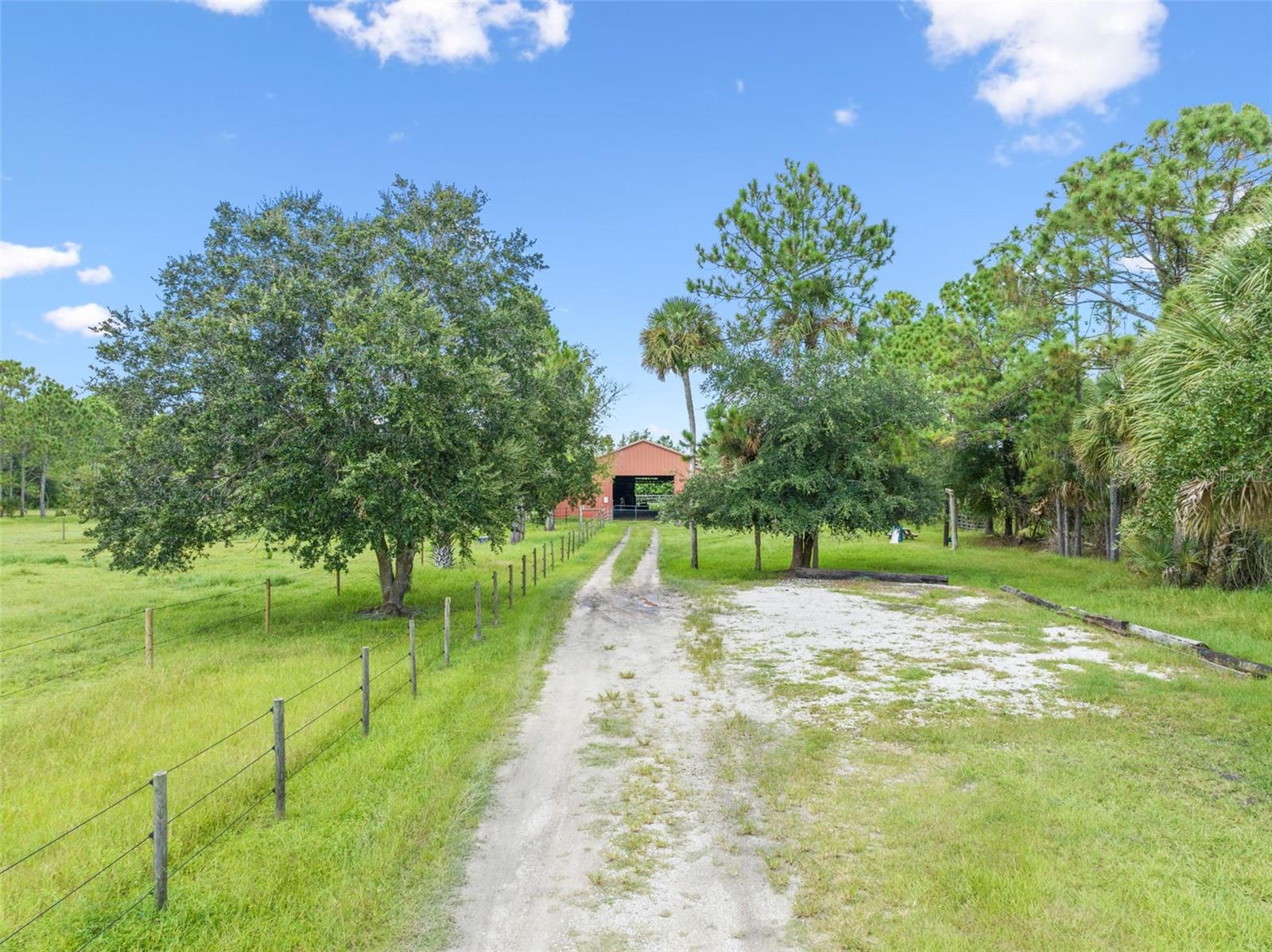 5590 BOB WHITE TRL, MIMS, FL, 32754