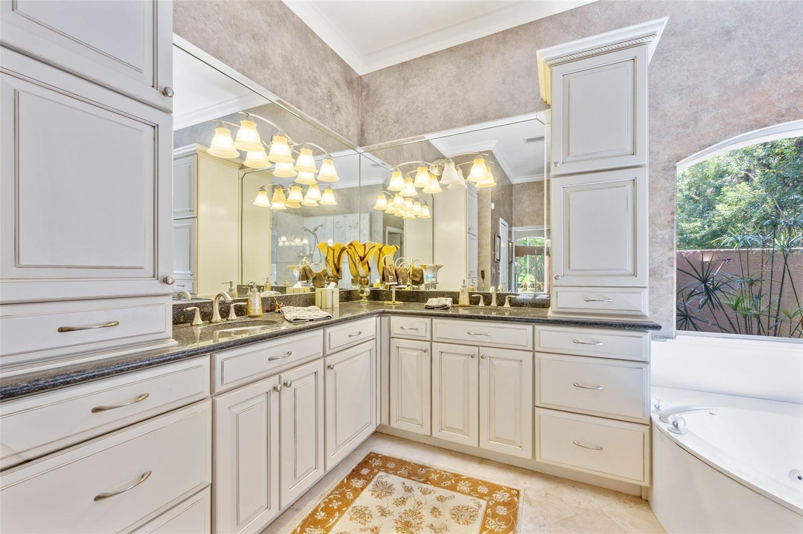 5590 BOB WHITE TRL, MIMS, FL, 32754