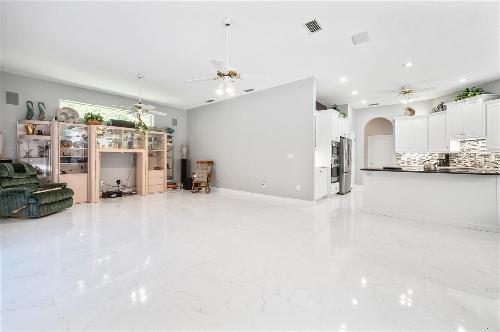 5590 BOB WHITE TRL, MIMS, FL, 32754