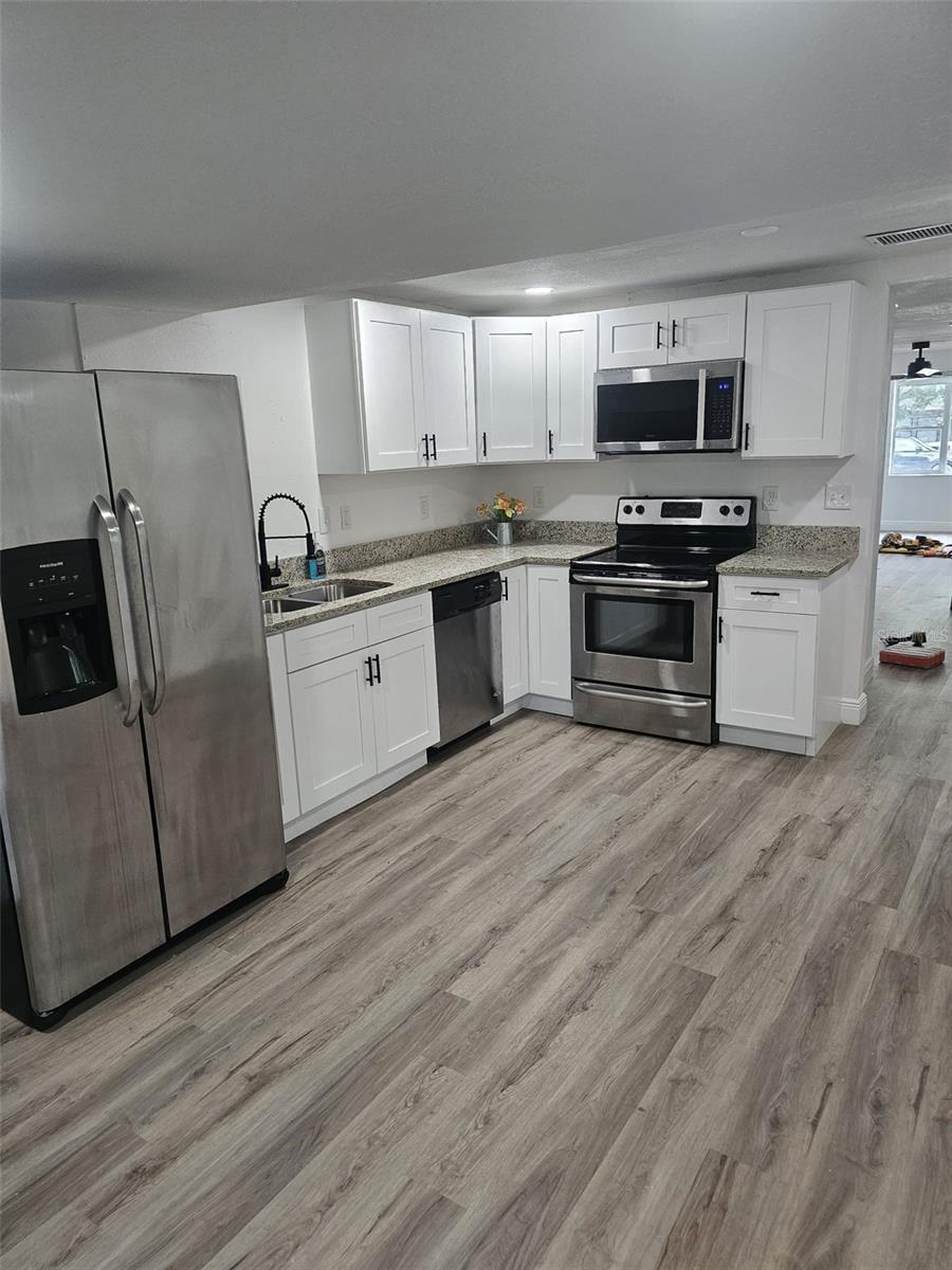 612 ASH ST, AUBURNDALE, FL, 33823