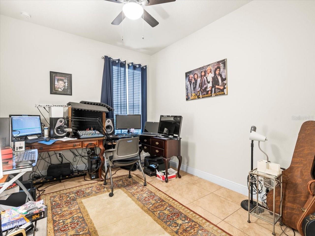 1100 MULTIFLORA LOOP, LUTZ, FL, 33558
