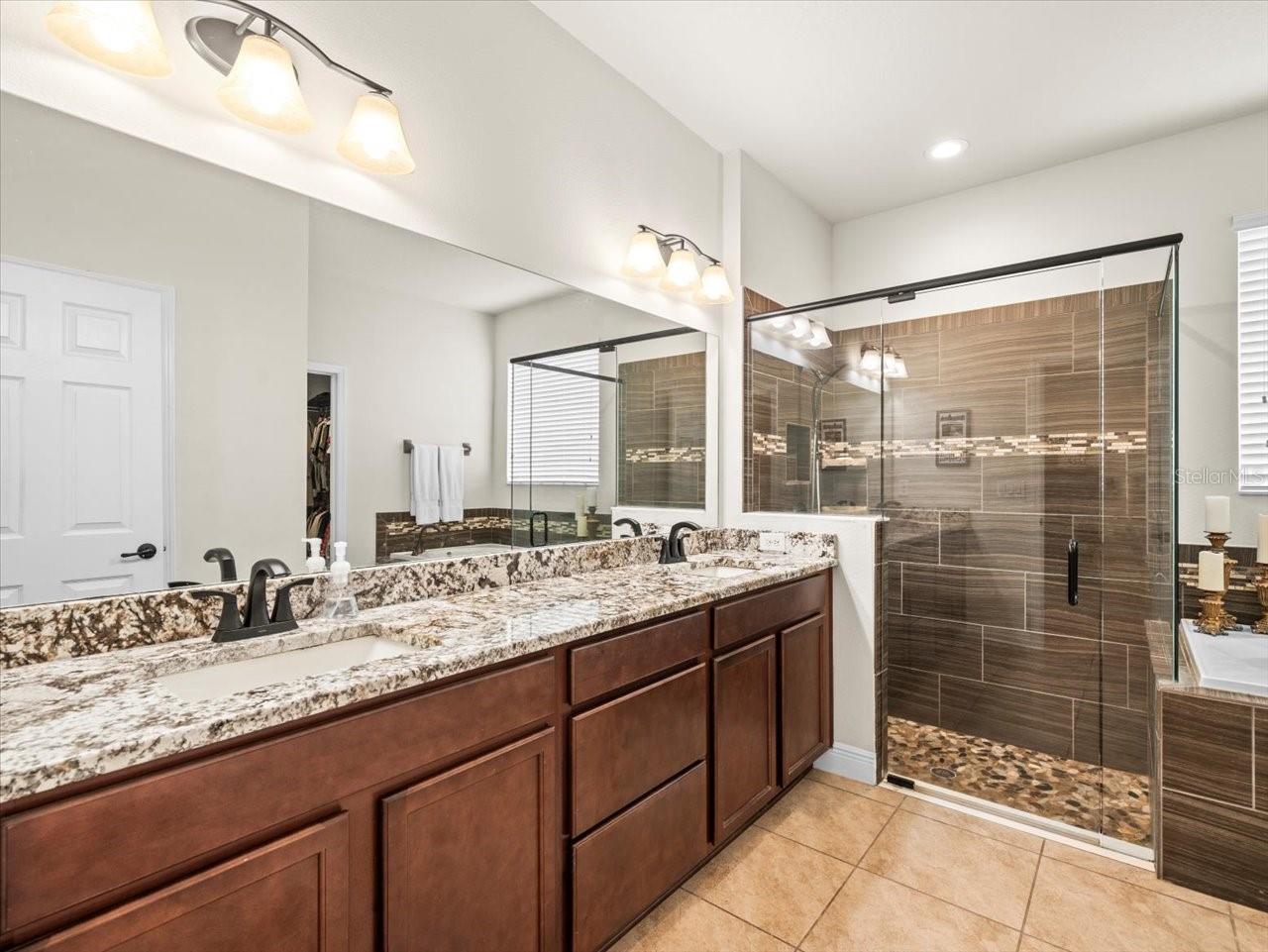 1100 MULTIFLORA LOOP, LUTZ, FL, 33558