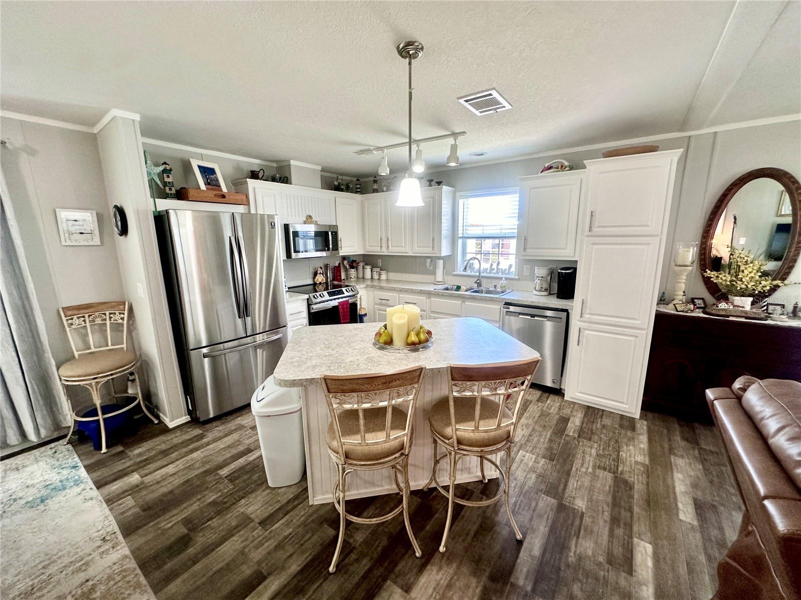 2160 PALAZZA DR #2160, SARASOTA, FL, 34238