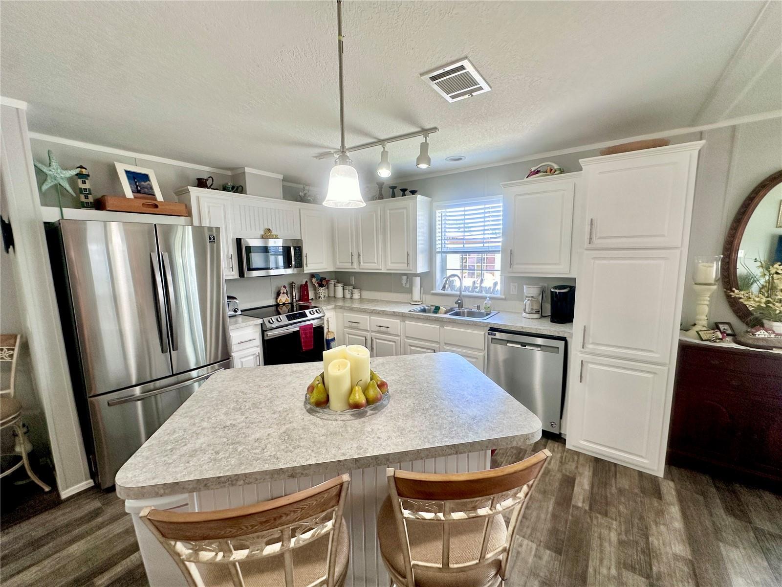 2160 PALAZZA DR #2160, SARASOTA, FL, 34238