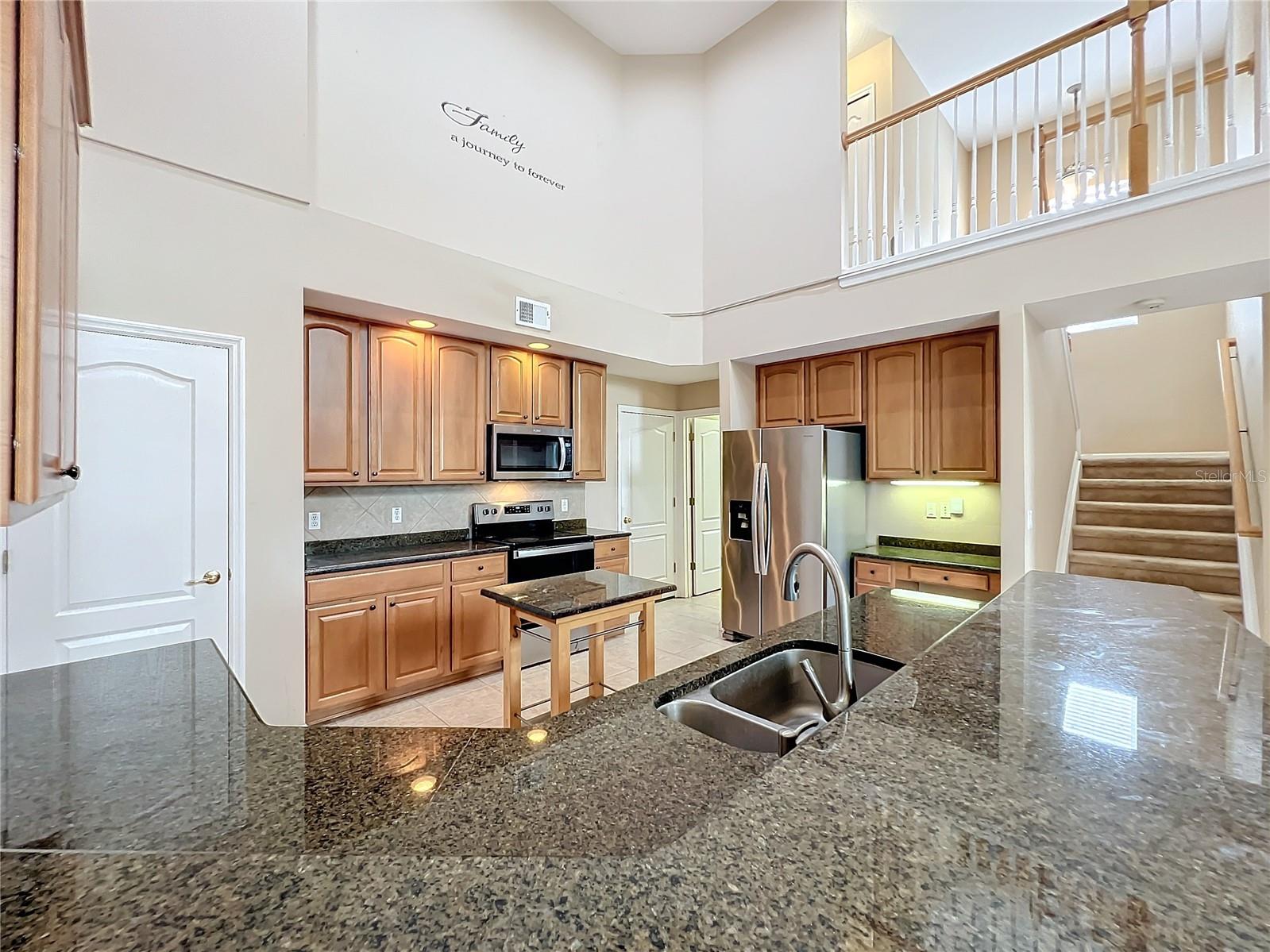 9939 MARSH POINTE DR, ORLANDO, FL, 32832
