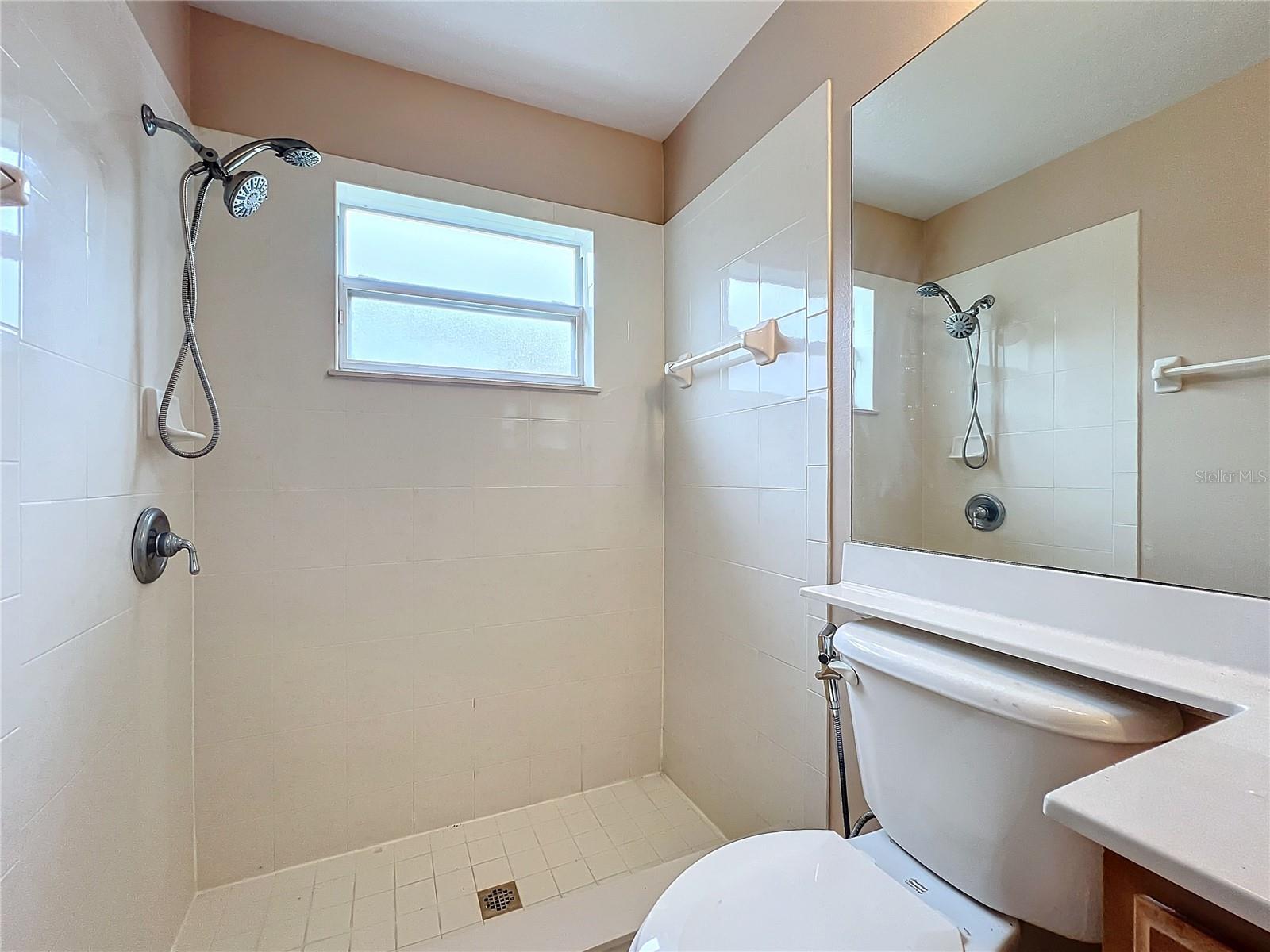 9939 MARSH POINTE DR, ORLANDO, FL, 32832