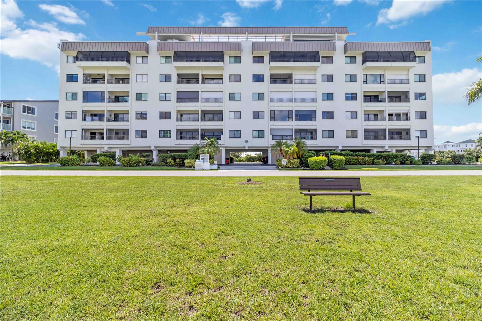 1500 PARK BEACH CIR #2F, PUNTA GORDA, FL, 33950