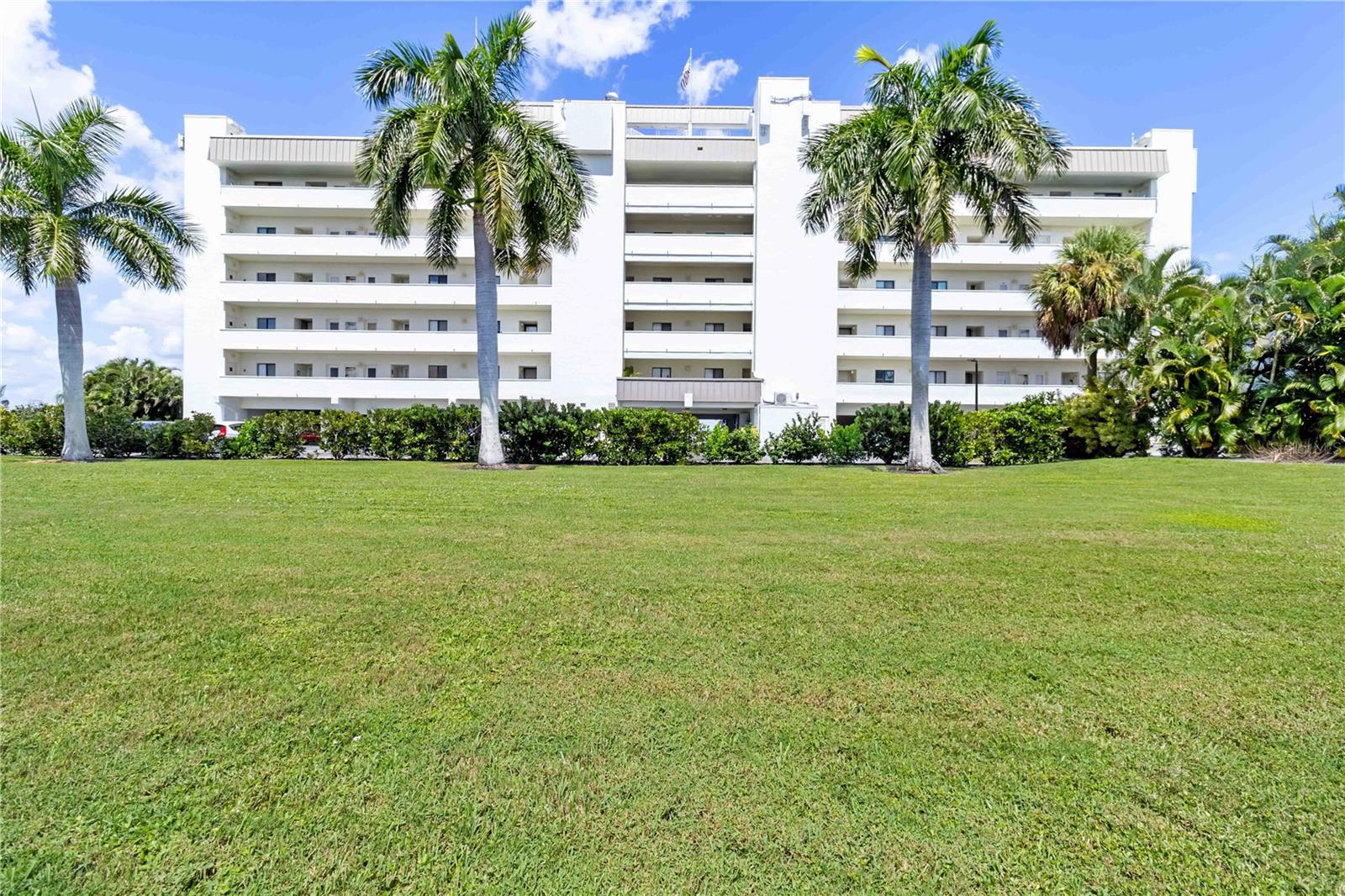 1500 PARK BEACH CIR #2F, PUNTA GORDA, FL, 33950