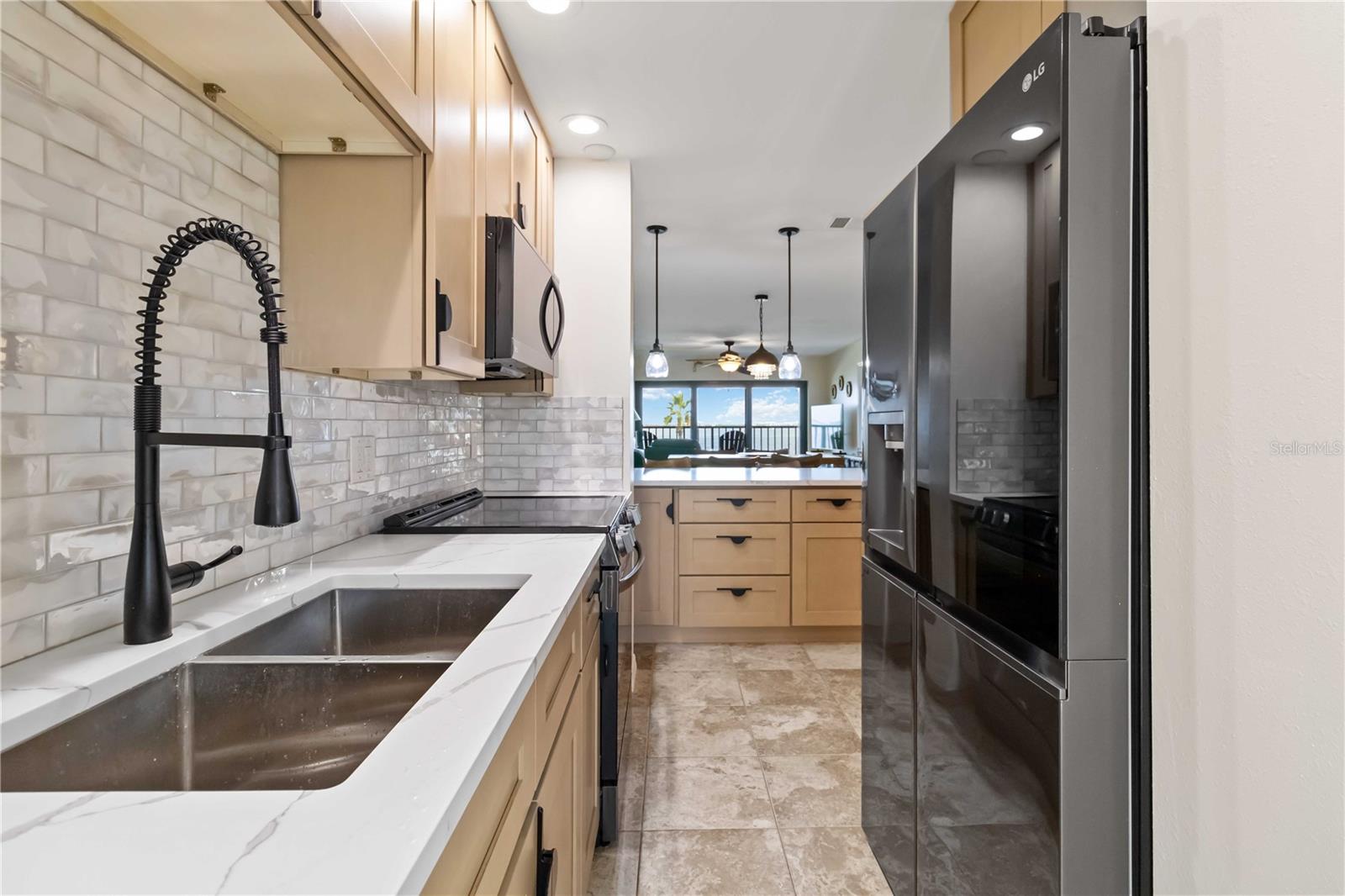 1500 PARK BEACH CIR #2F, PUNTA GORDA, FL, 33950
