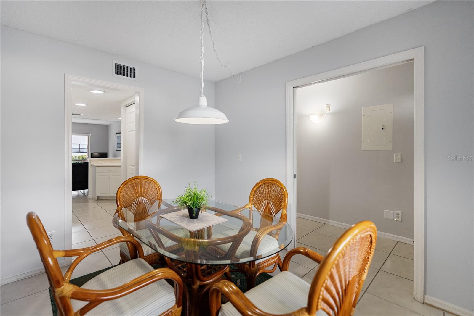 4457 45TH AVE W #102, BRADENTON, FL, 34210