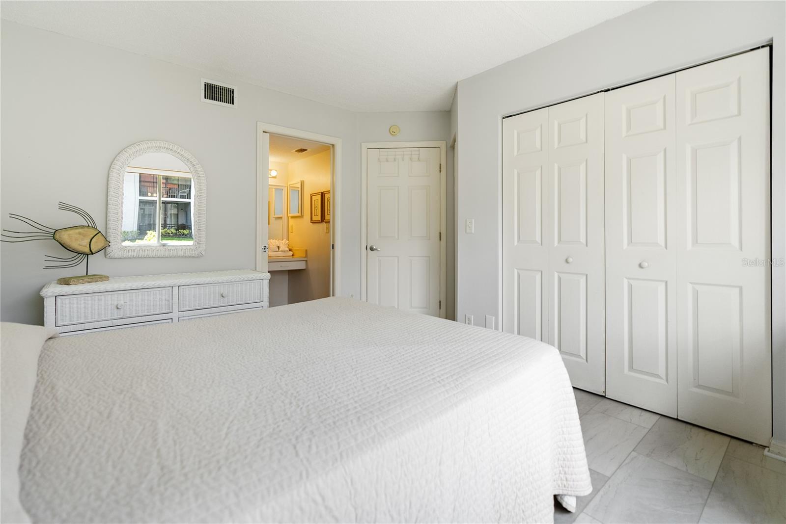 4457 45TH AVE W #102, BRADENTON, FL, 34210