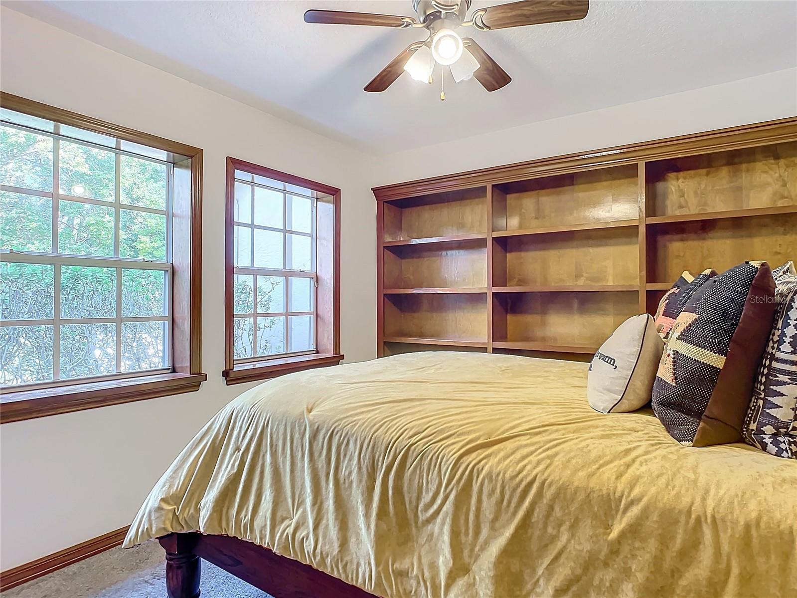 335 SAXON BLVD, DELTONA, FL, 32725