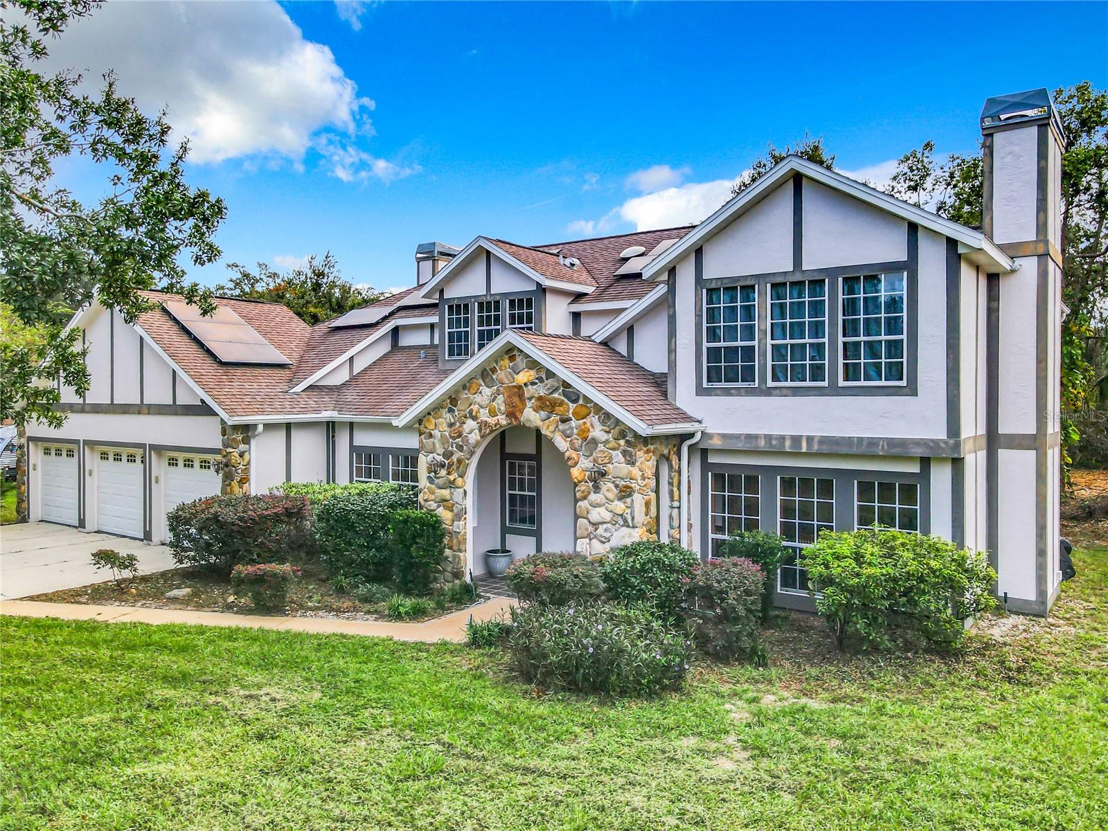 335 SAXON BLVD, DELTONA, FL, 32725