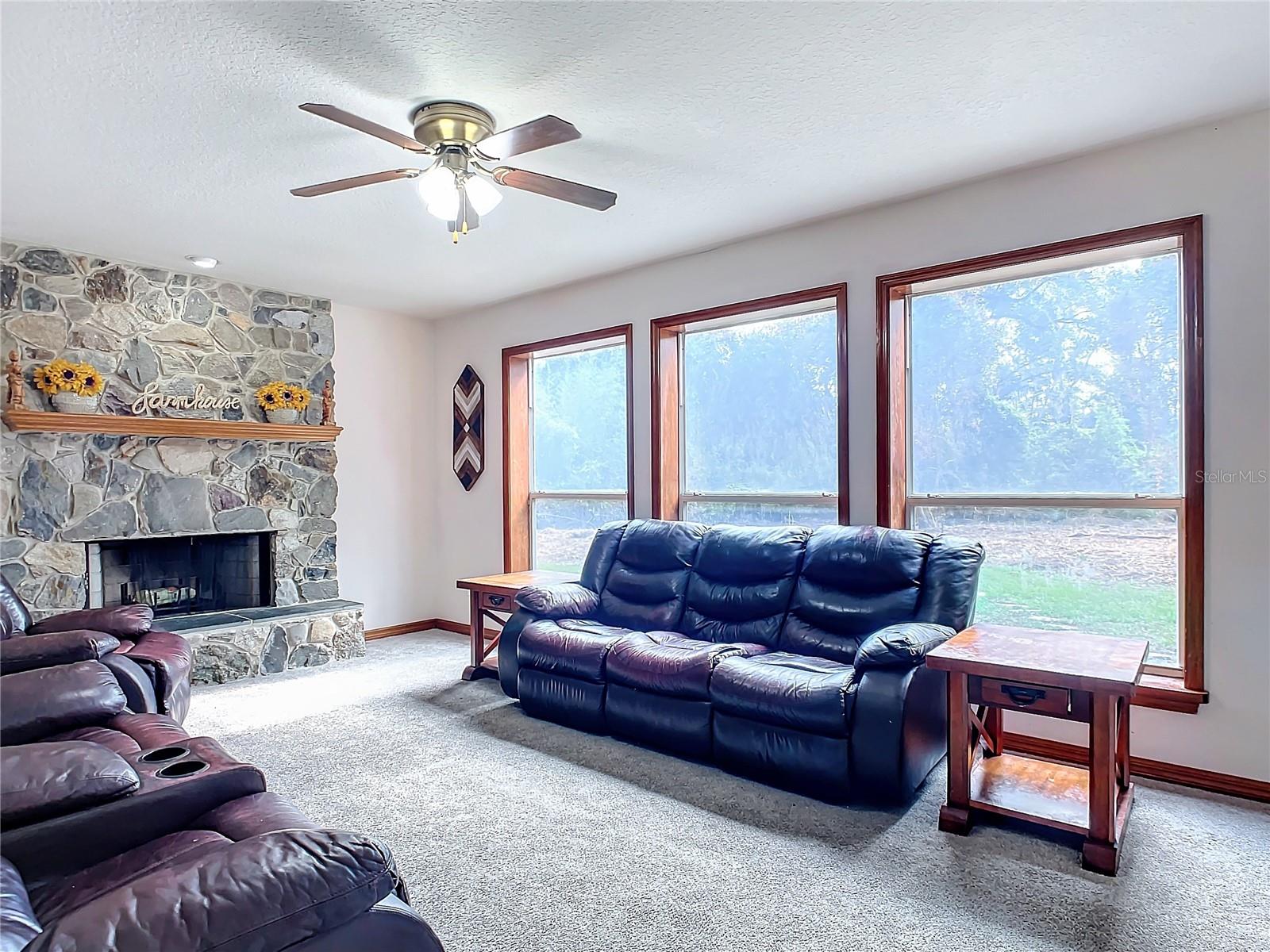 335 SAXON BLVD, DELTONA, FL, 32725