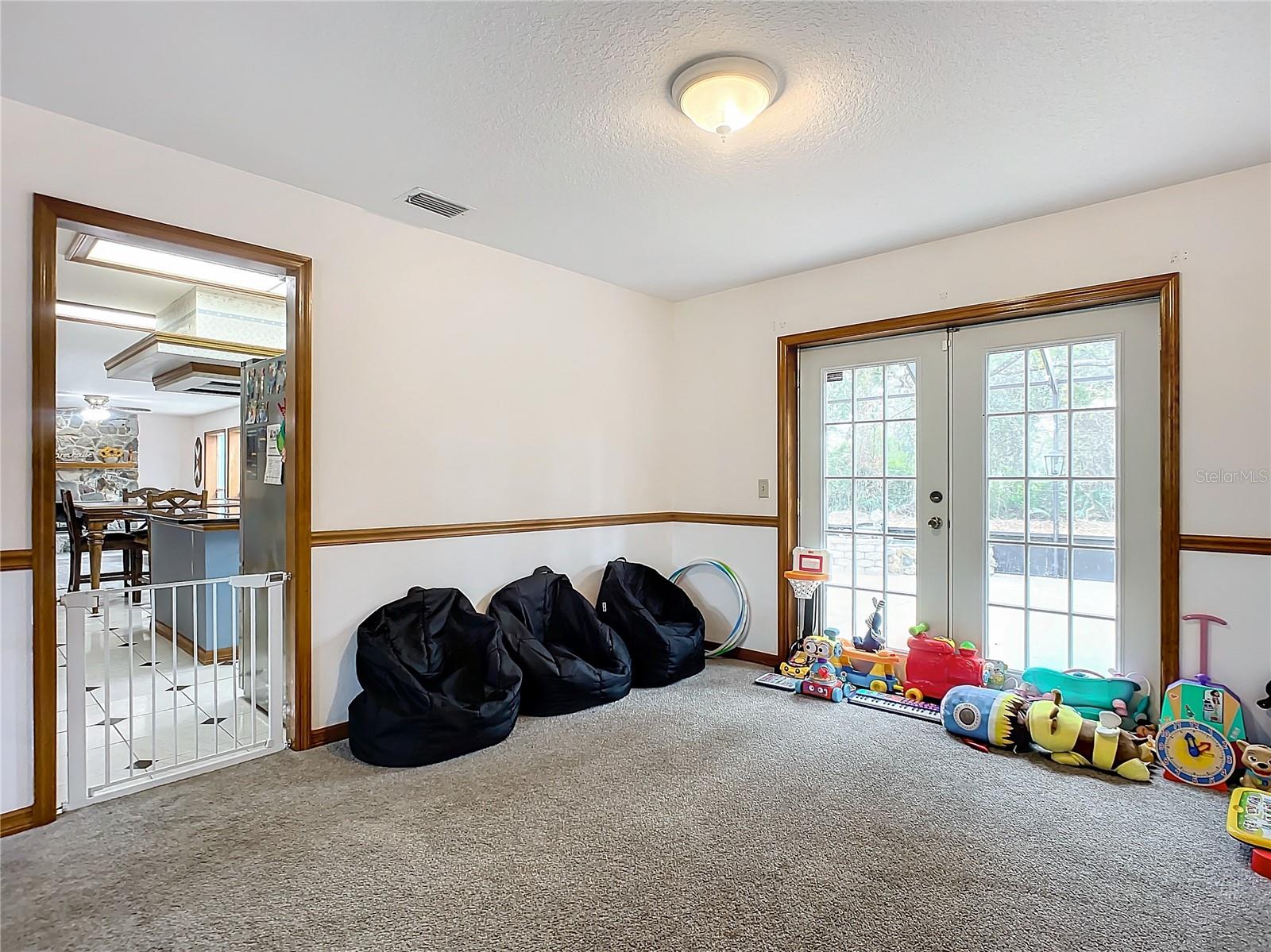 335 SAXON BLVD, DELTONA, FL, 32725