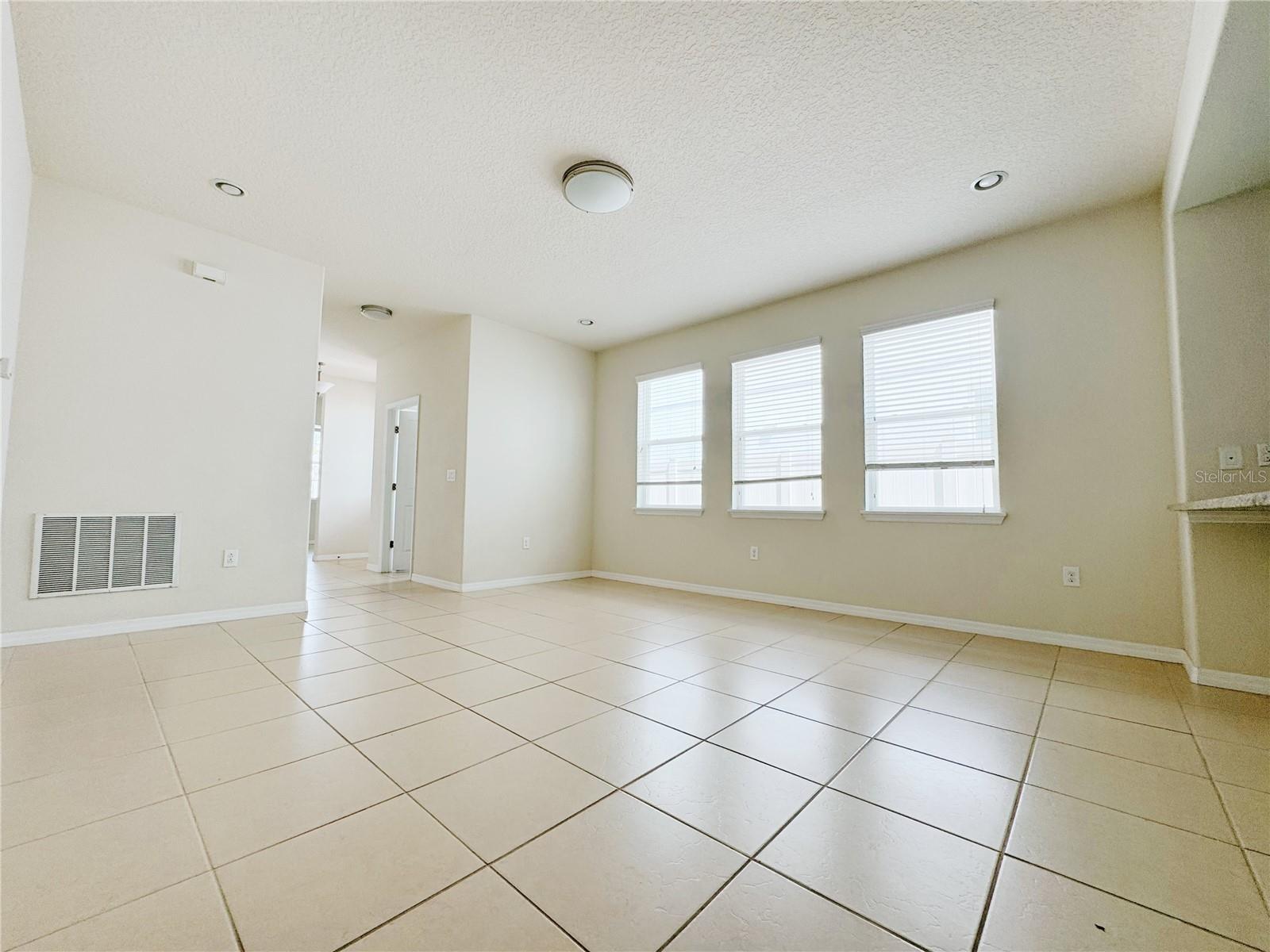 2426 CHATEAU LOOP, KISSIMMEE, FL, 34741