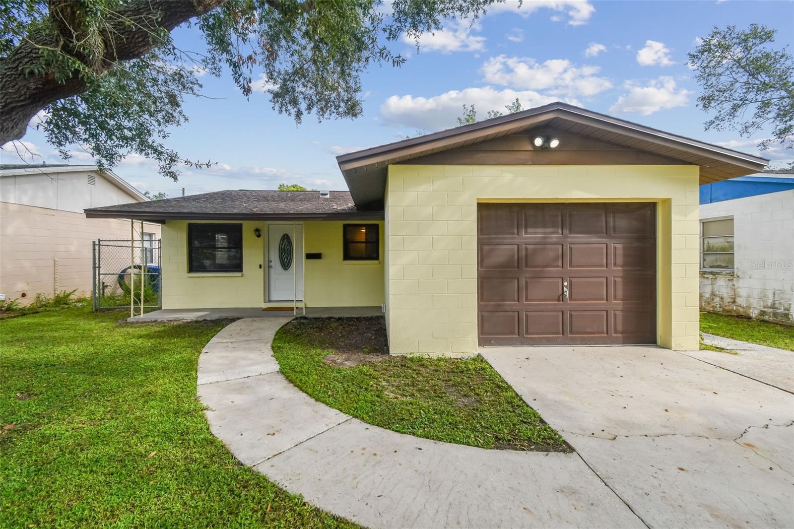 231 93RD AVE N, ST PETERSBURG, FL, 33702