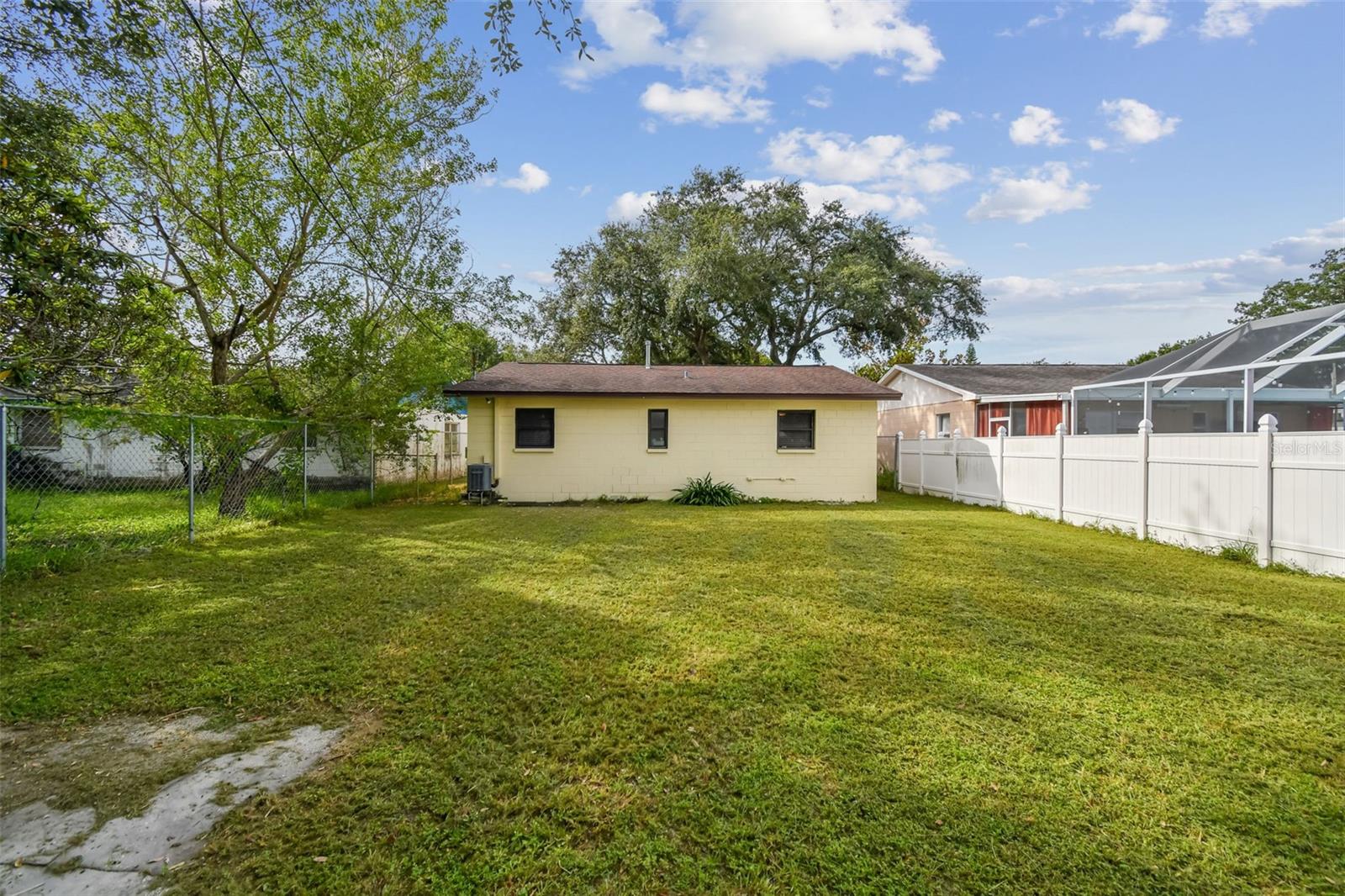 231 93RD AVE N, ST PETERSBURG, FL, 33702