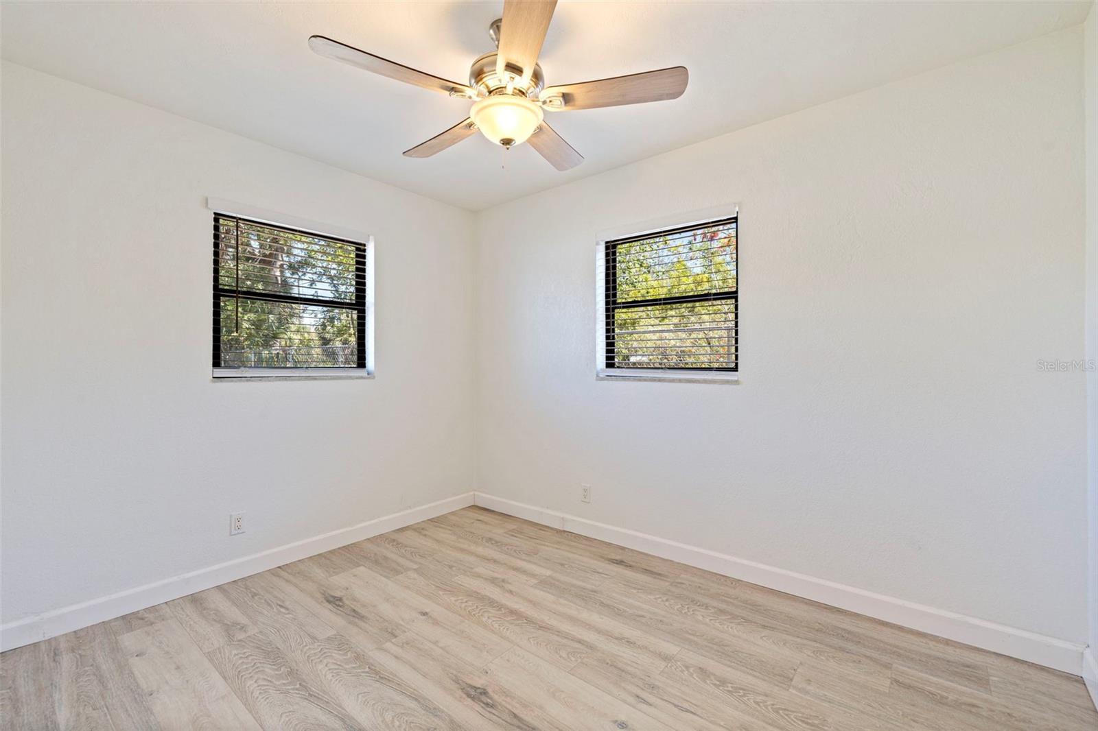 231 93RD AVE N, ST PETERSBURG, FL, 33702