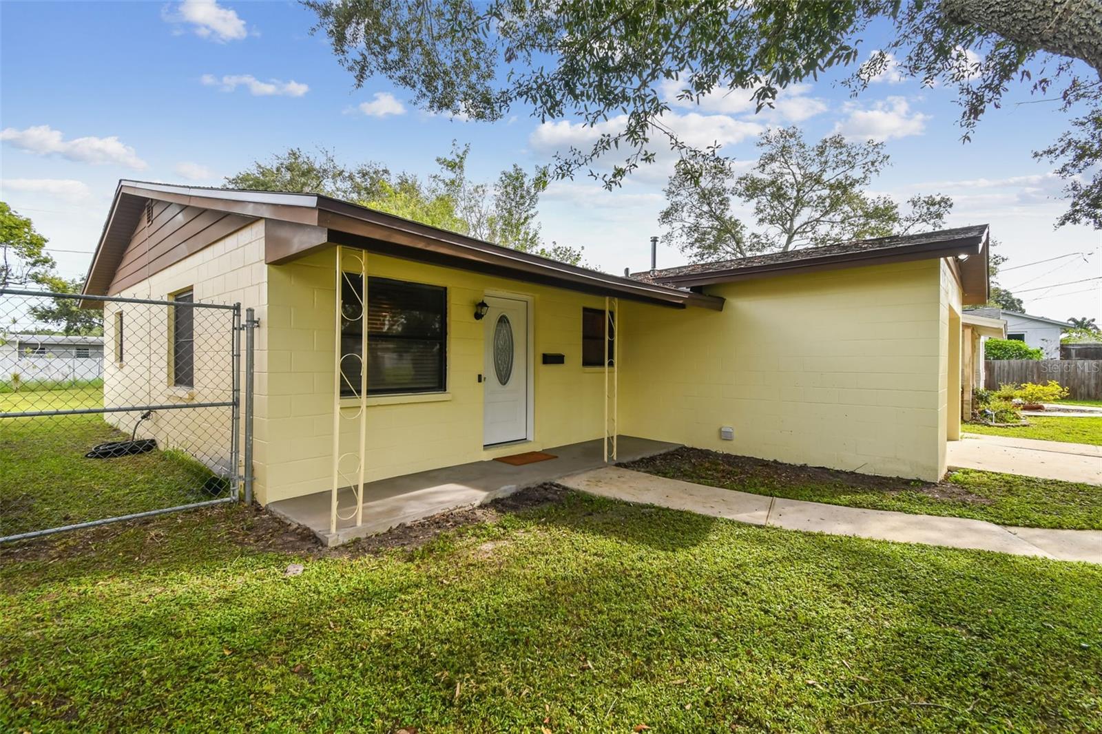 231 93RD AVE N, ST PETERSBURG, FL, 33702