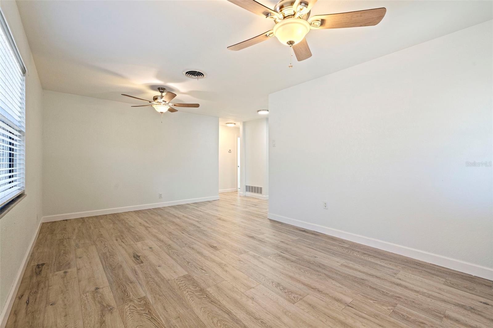 231 93RD AVE N, ST PETERSBURG, FL, 33702