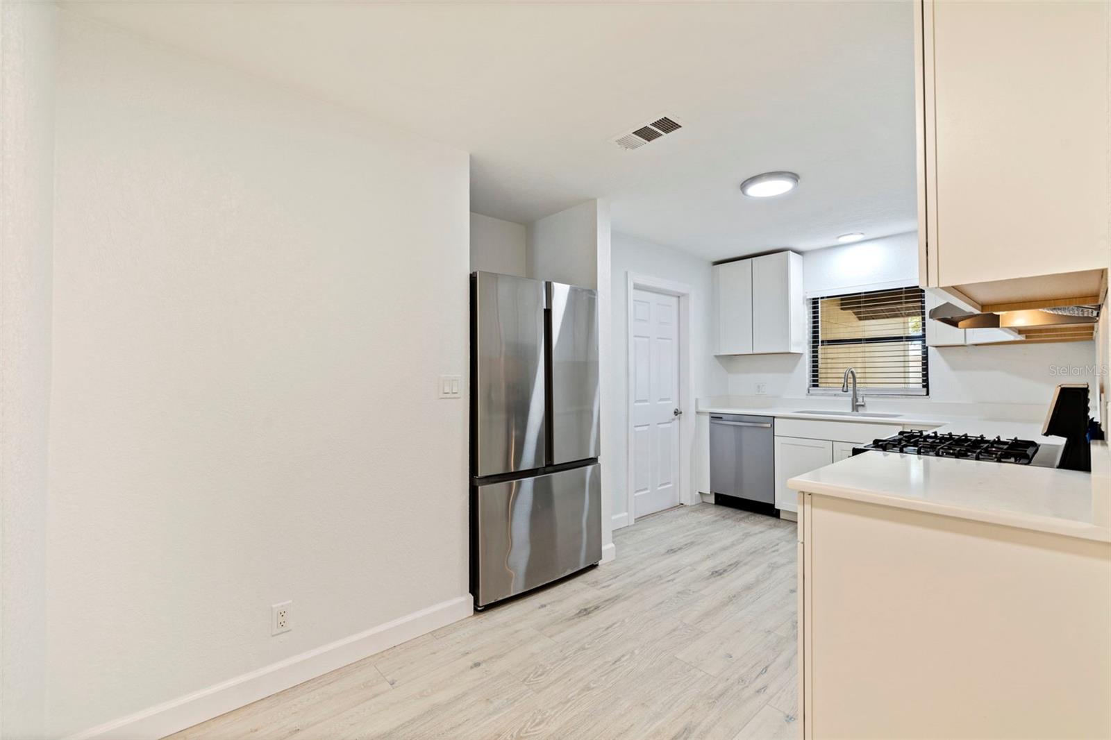 231 93RD AVE N, ST PETERSBURG, FL, 33702
