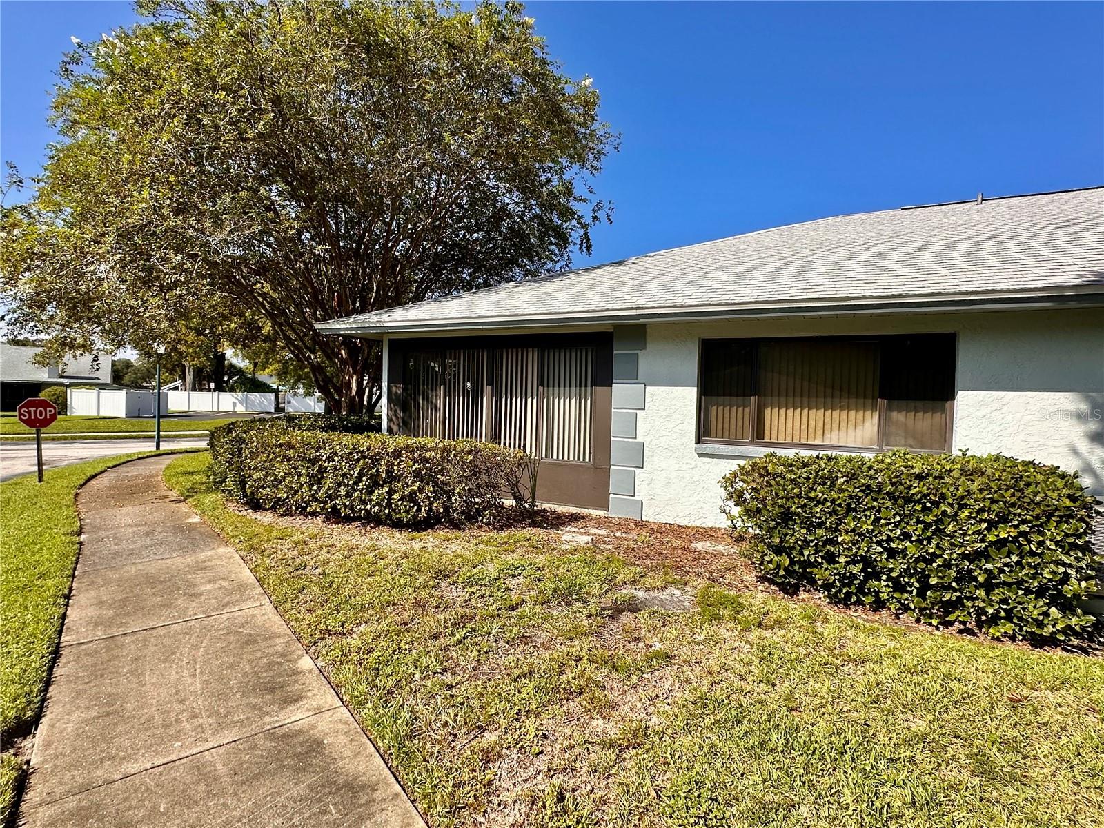 2753 COUNTRYSIDE BLVD #105, CLEARWATER, FL, 33761