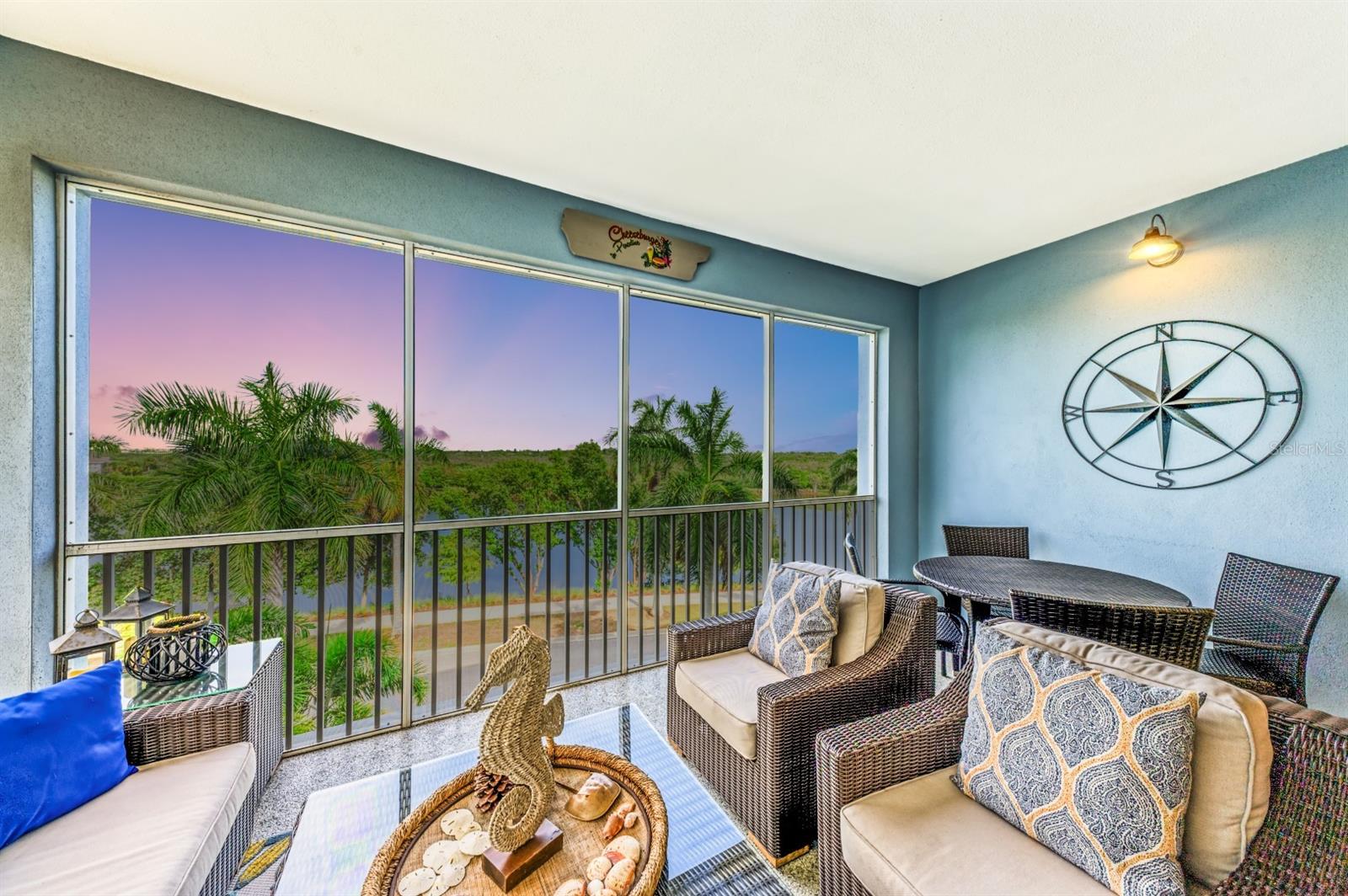 391 ARUBA CIR #302, BRADENTON, FL, 34209