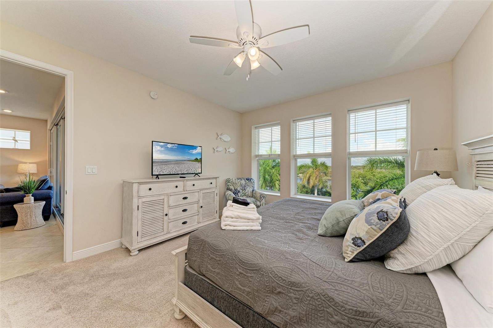 391 ARUBA CIR #302, BRADENTON, FL, 34209