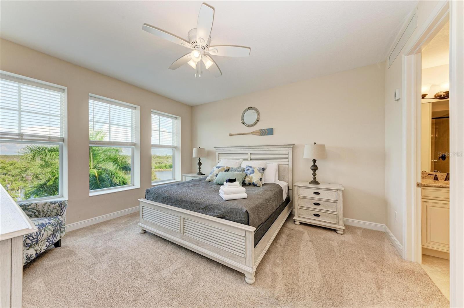 391 ARUBA CIR #302, BRADENTON, FL, 34209