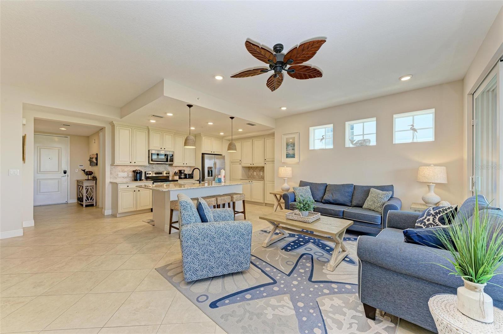 391 ARUBA CIR #302, BRADENTON, FL, 34209