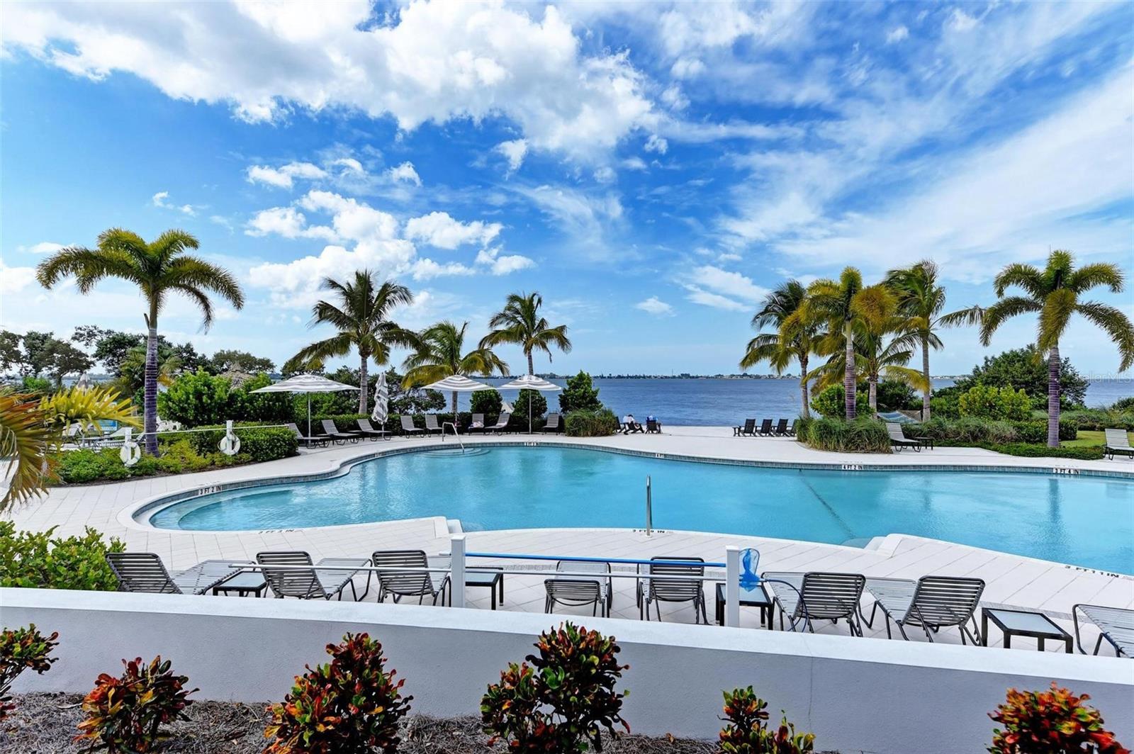 391 ARUBA CIR #302, BRADENTON, FL, 34209