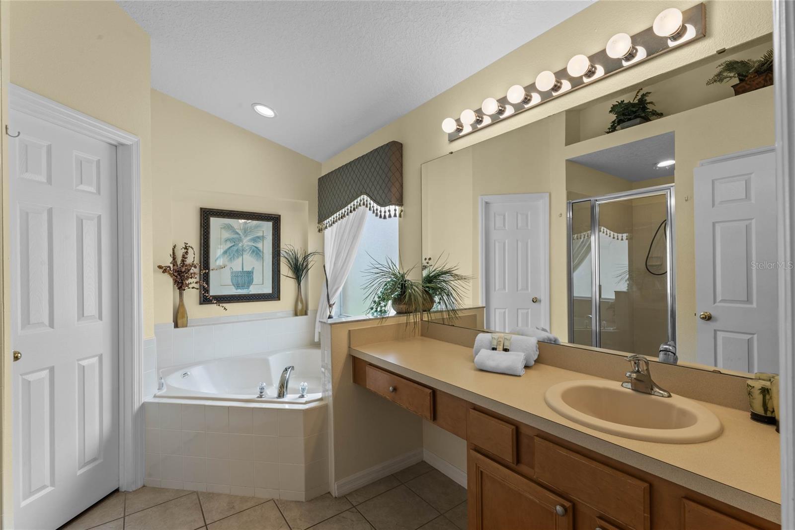1438 SOLANA CIR, DAVENPORT, FL, 33897