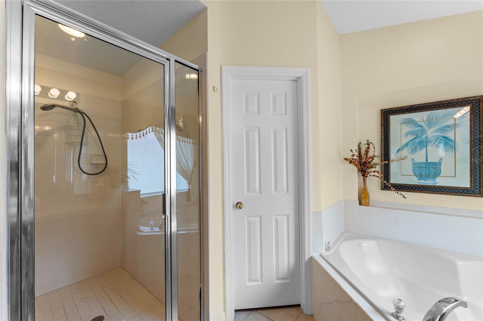 1438 SOLANA CIR, DAVENPORT, FL, 33897