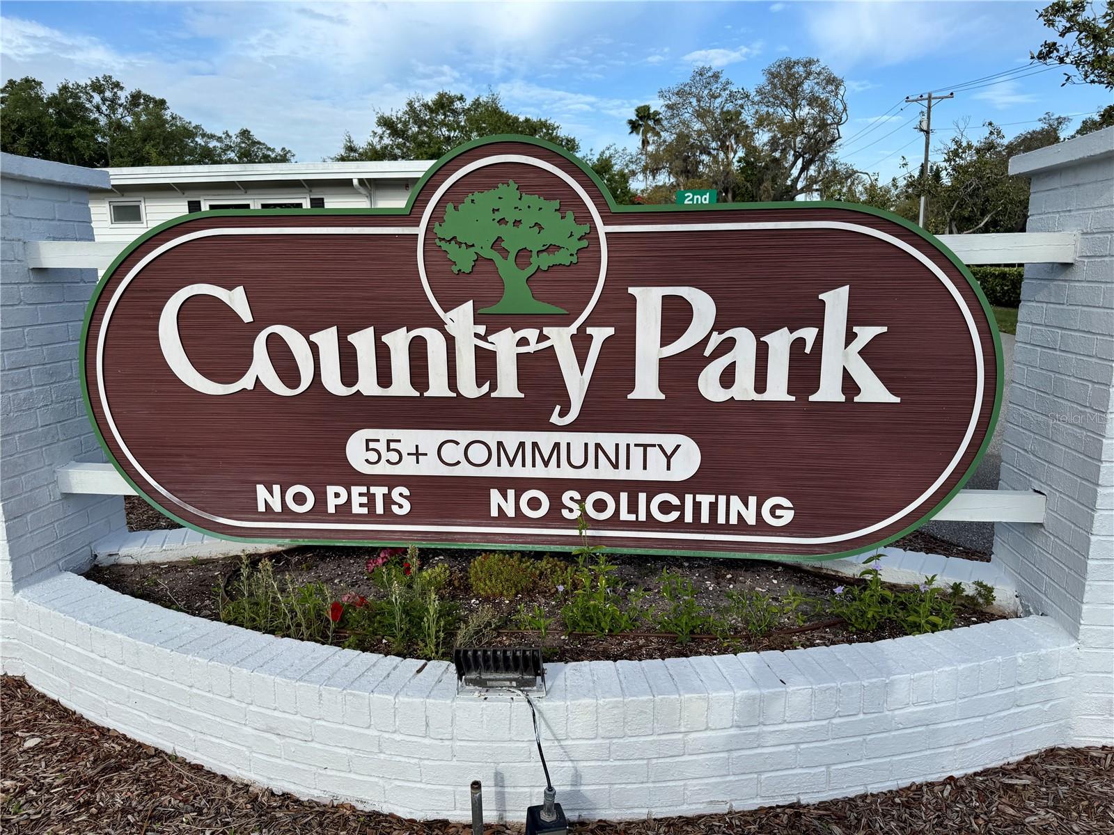 TB8305789 Property Photo