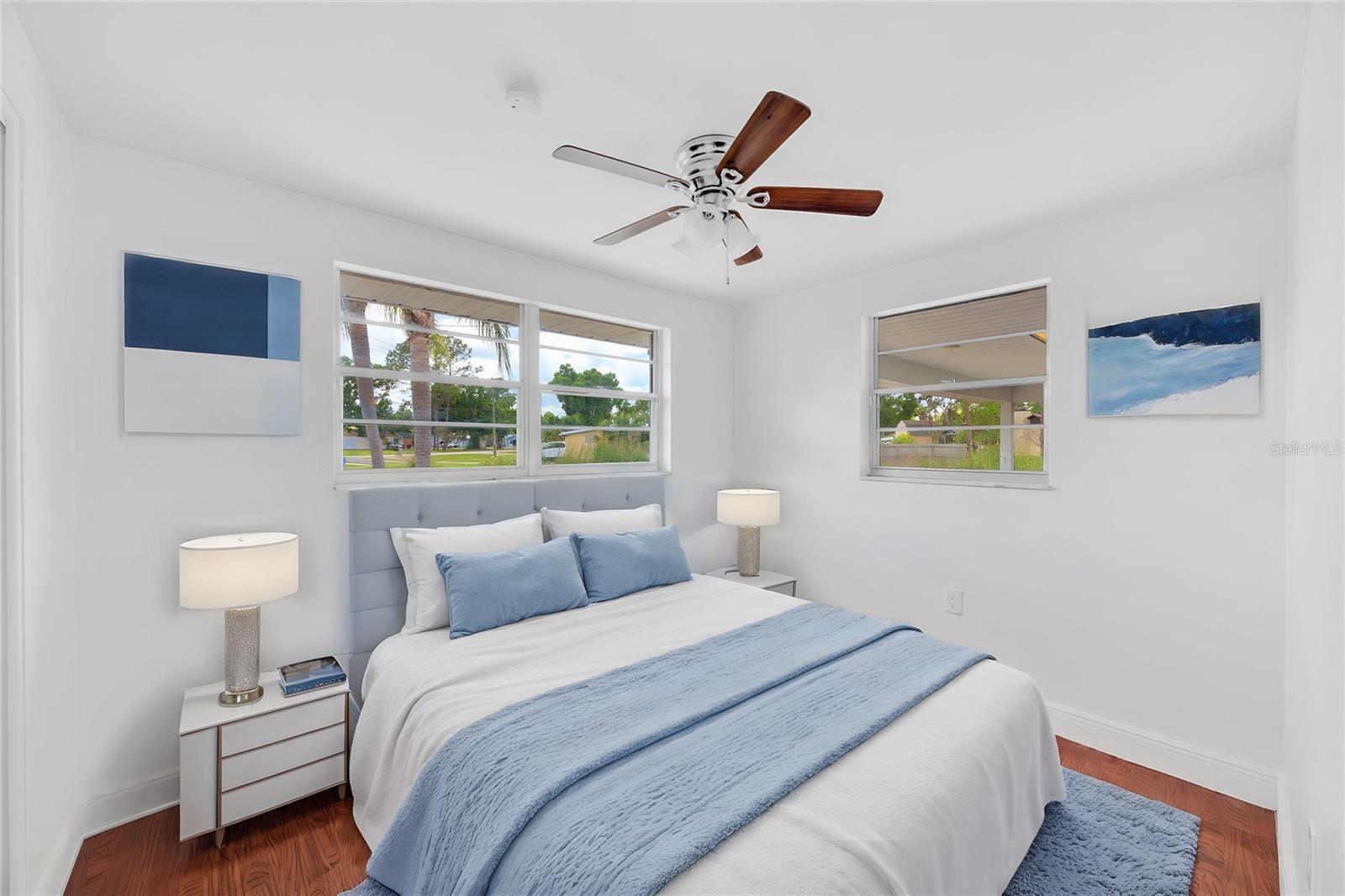 233 W COLLEGE AVE, RUSKIN, FL, 33570