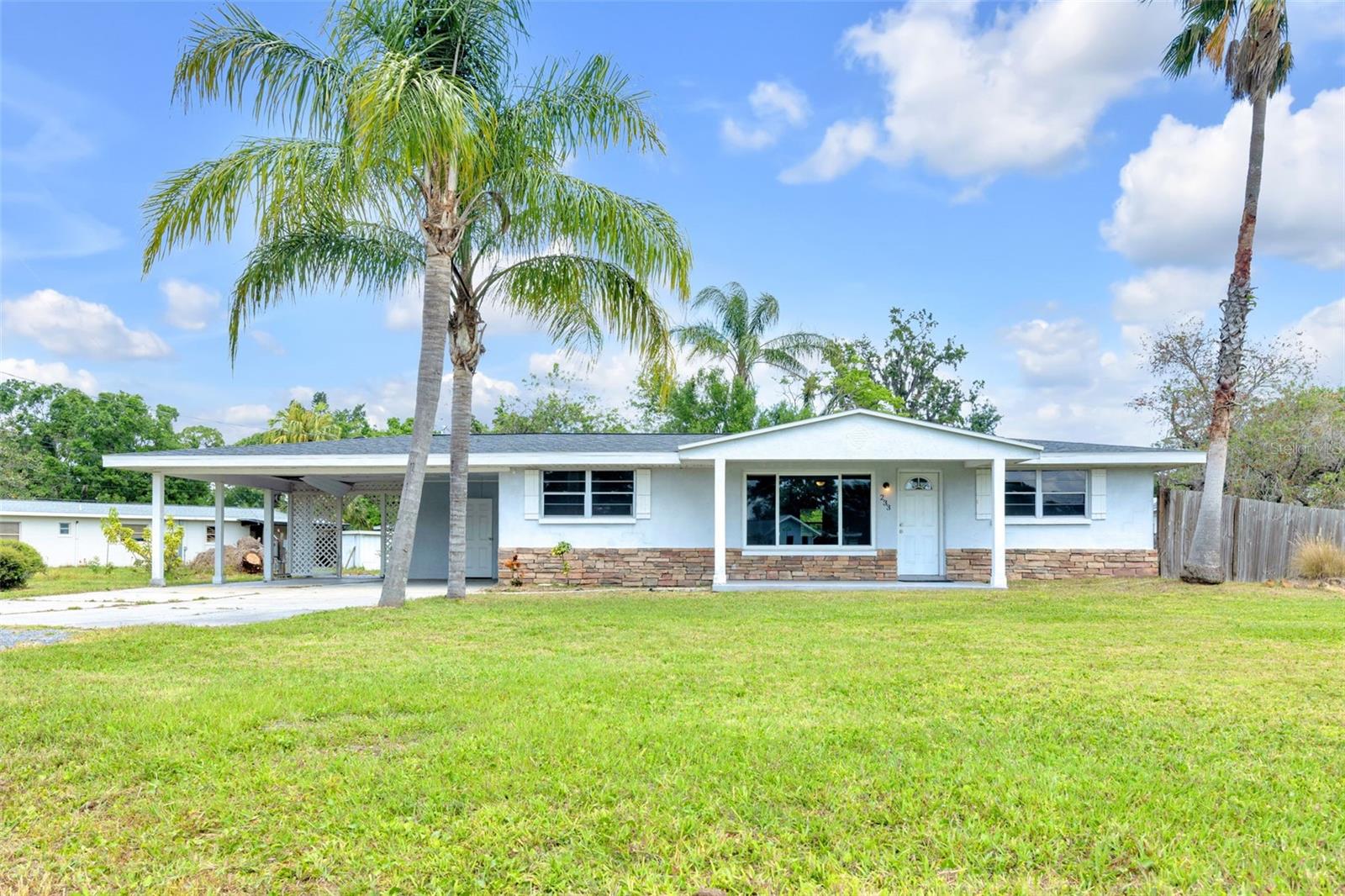 233 W COLLEGE AVE, RUSKIN, FL, 33570