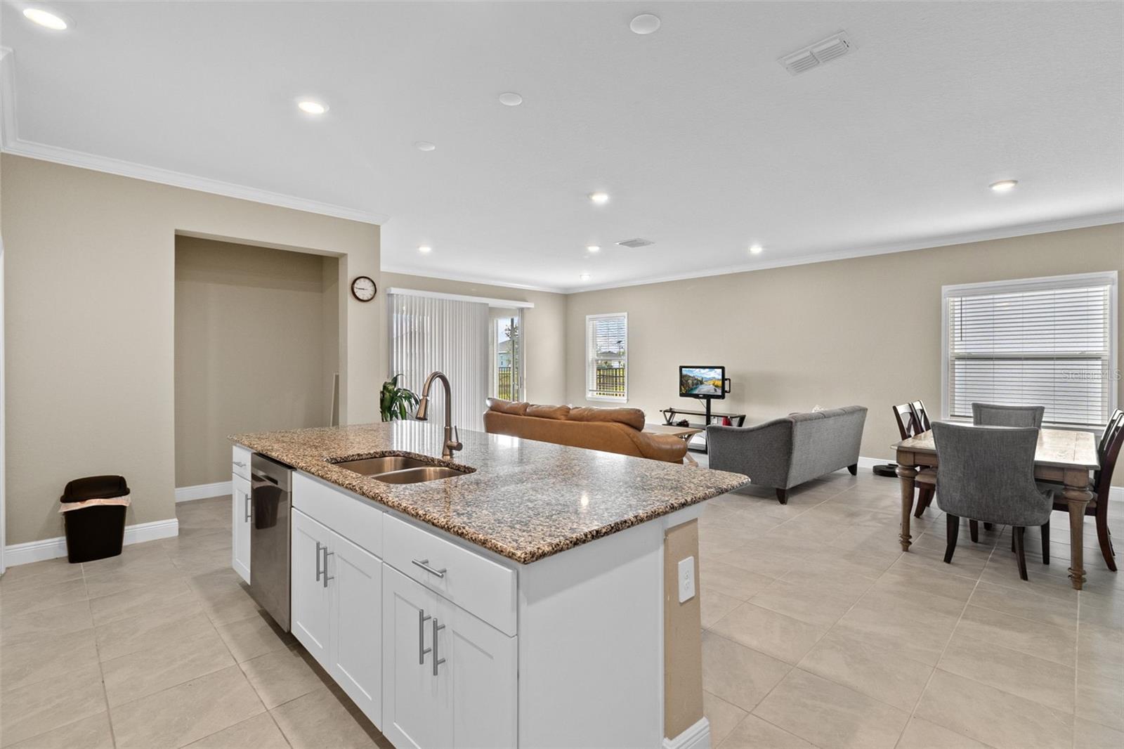 16831 CANOPY GARDEN DR, PORT CHARLOTTE, FL, 33953