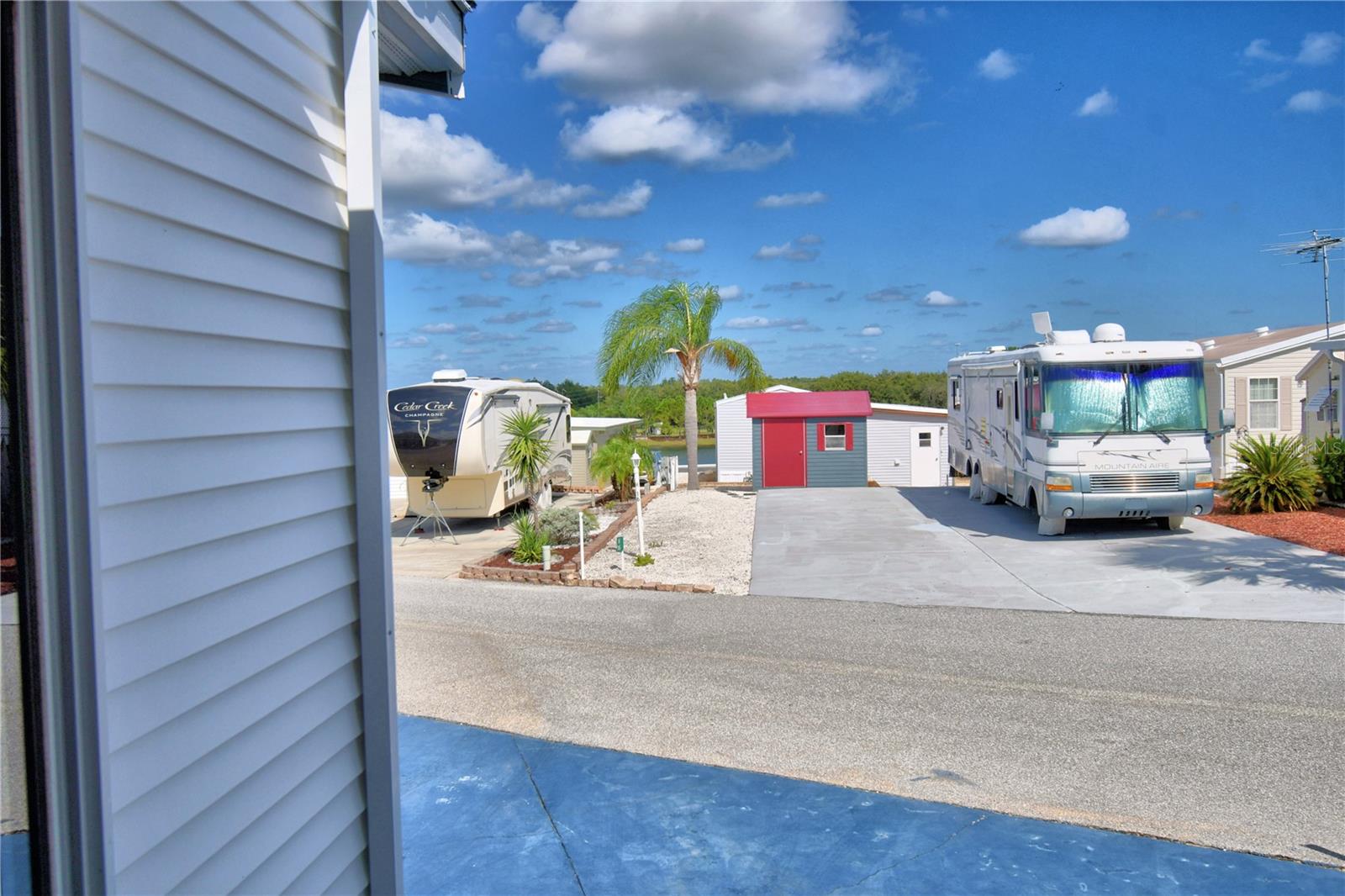 251 PATTERSON RD #H17, HAINES CITY, FL, 33844