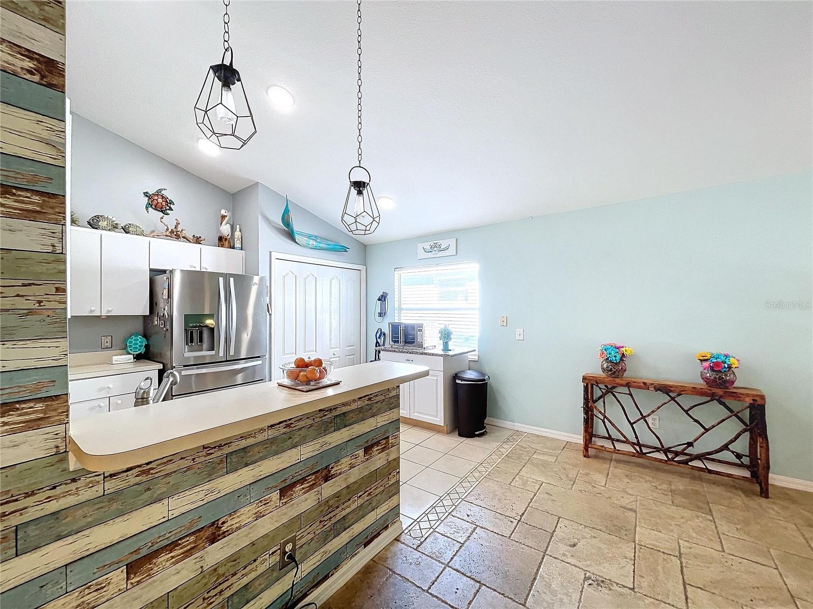 7613 HAMPSHIRE GARDEN PL, APOLLO BEACH, FL, 33572